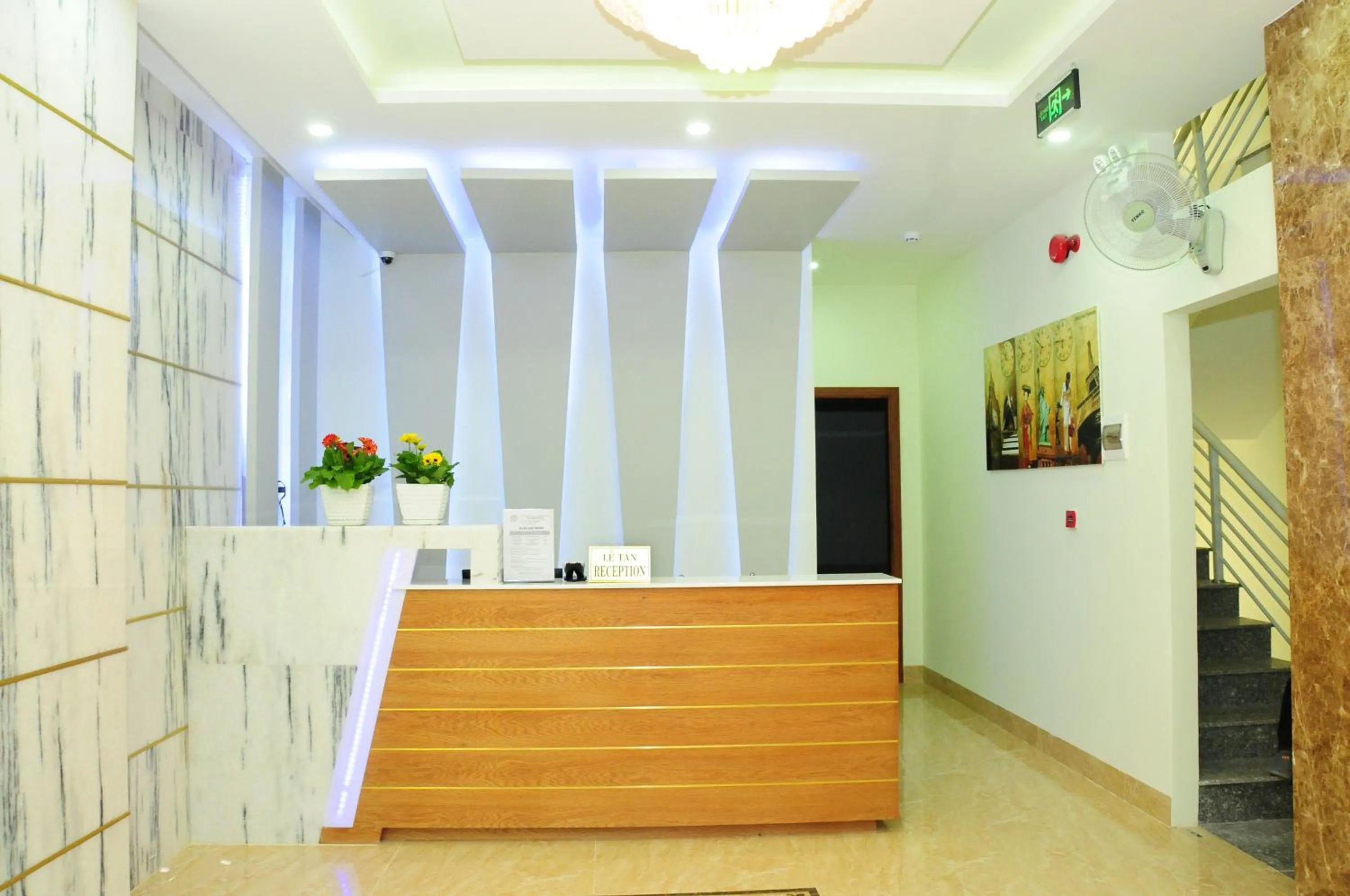 Lobby or reception in SEASIDE HOTEL