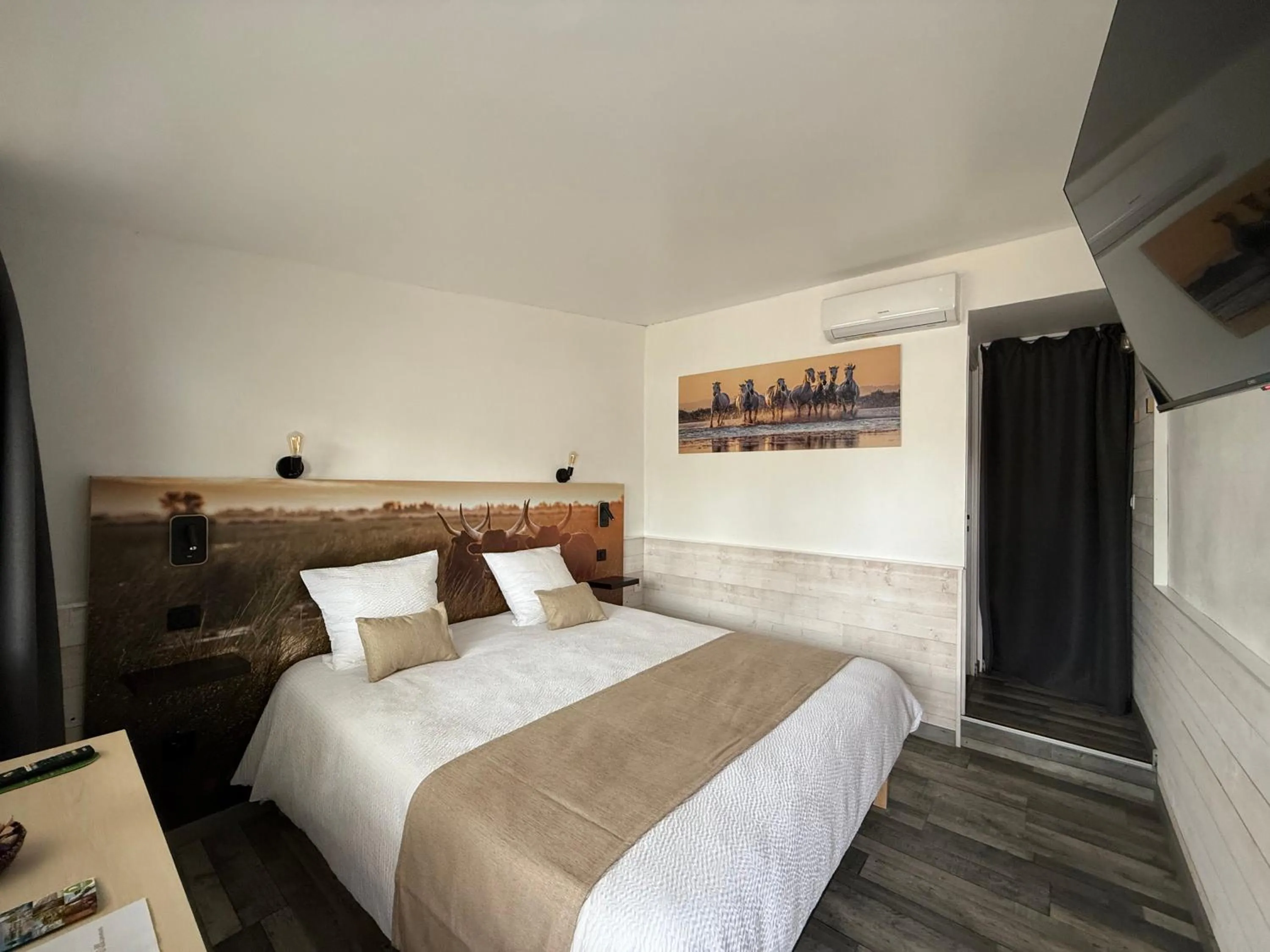 Bed in Hotel Mas des Lys