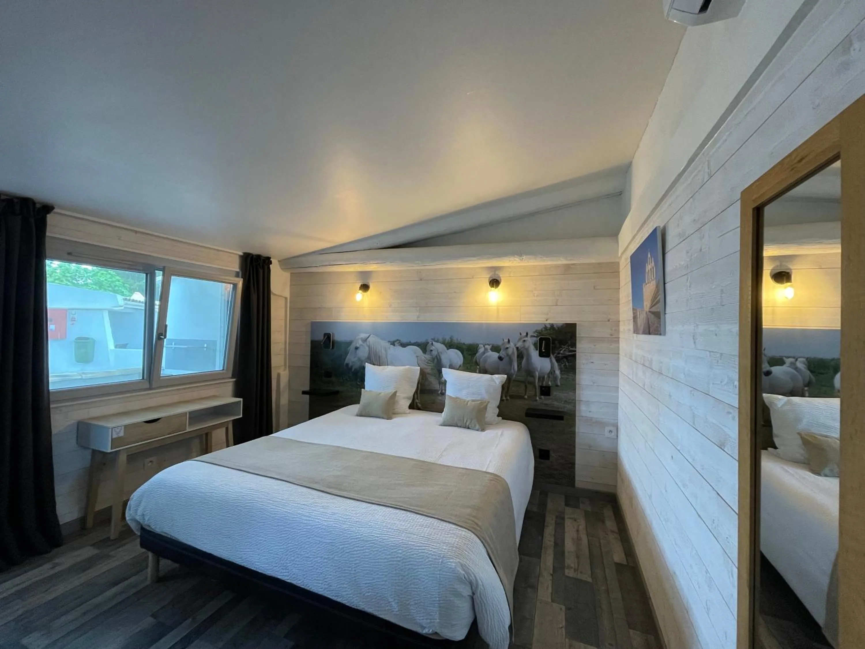 Bed in Hotel Mas des Lys