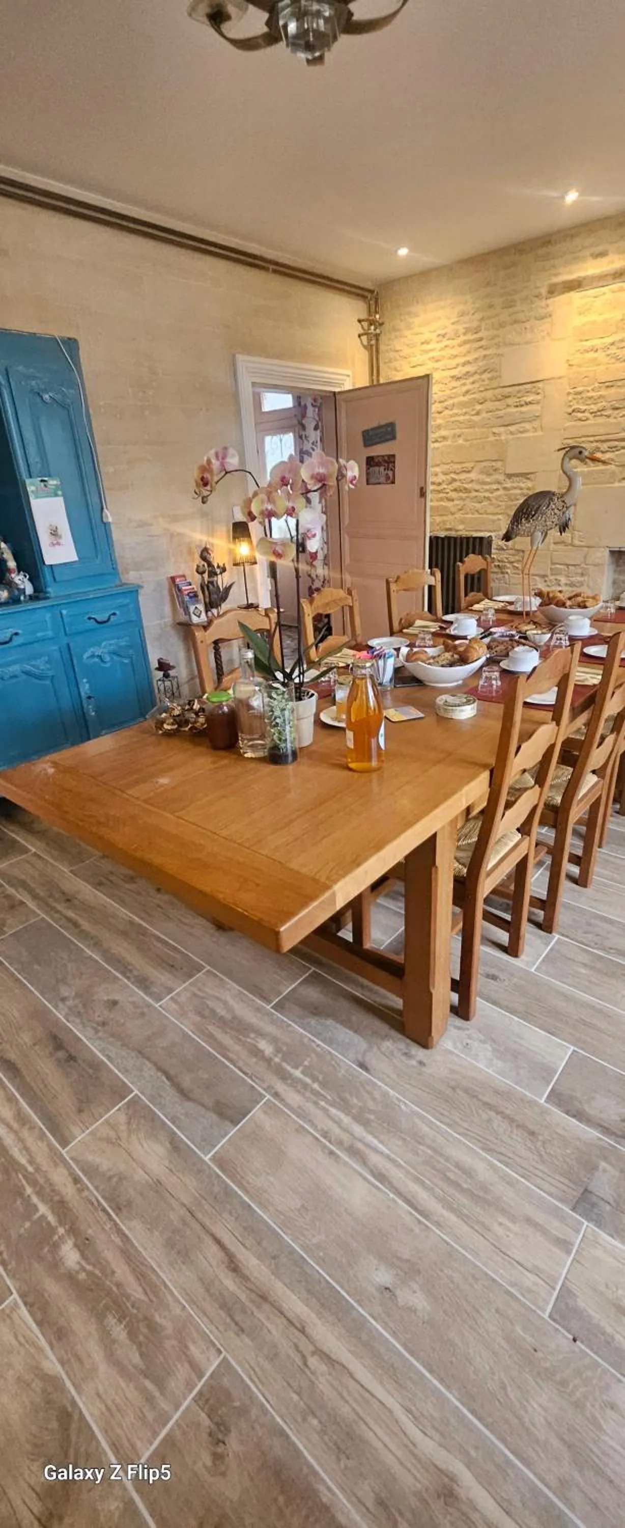 Breakfast in JOYEUX REVEIL