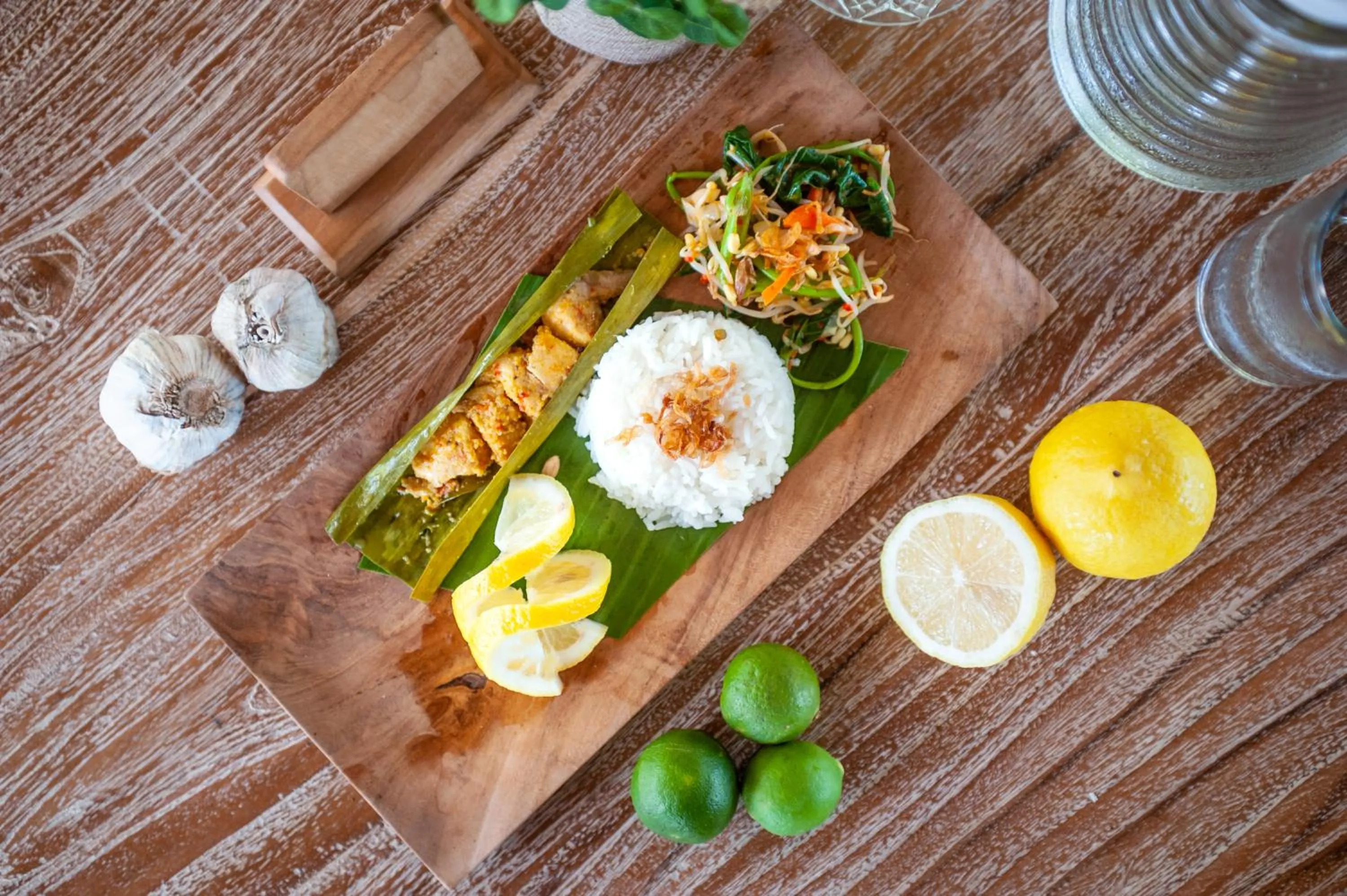 Lunch in Pradja Slumbung Villas