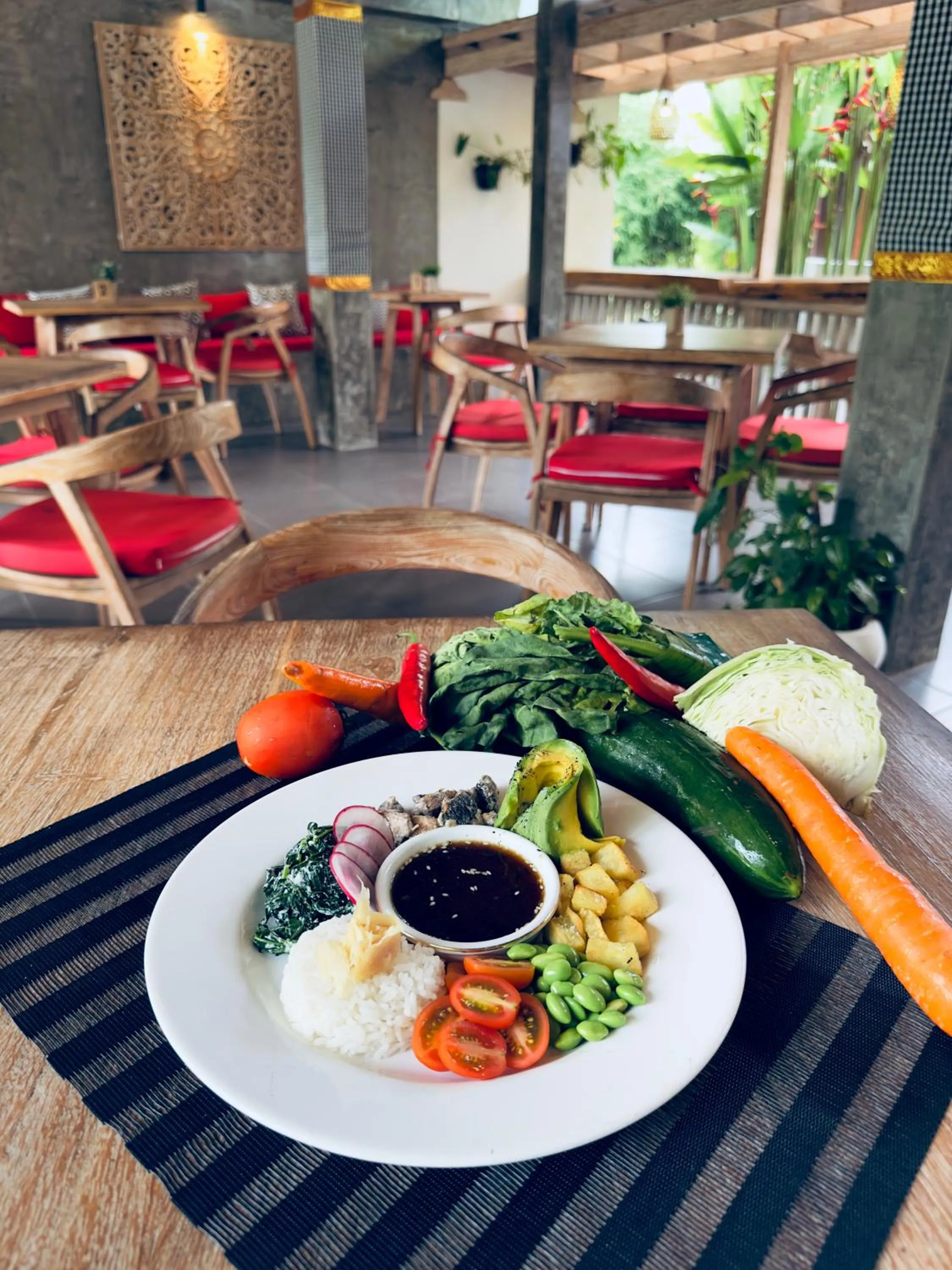 Restaurant/places to eat in Pradja Slumbung Villas