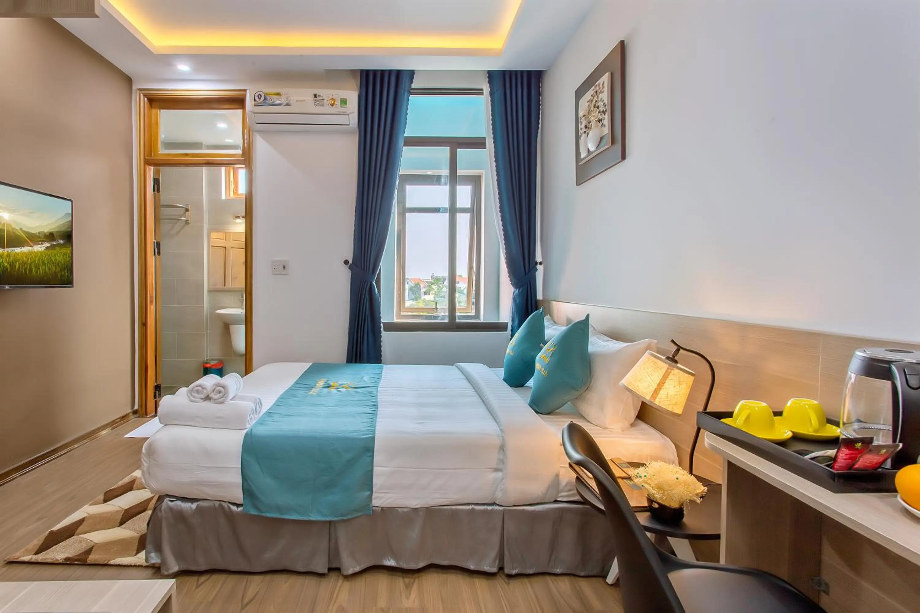 Bed in Square Villa Hoi An