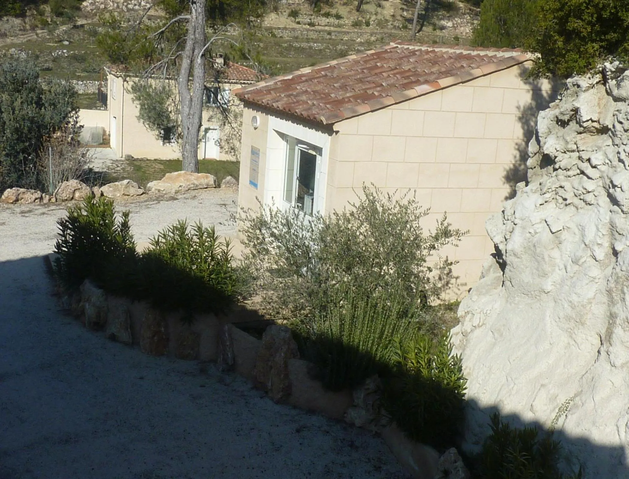 Property building in Appart'Hôtel Les Rochers