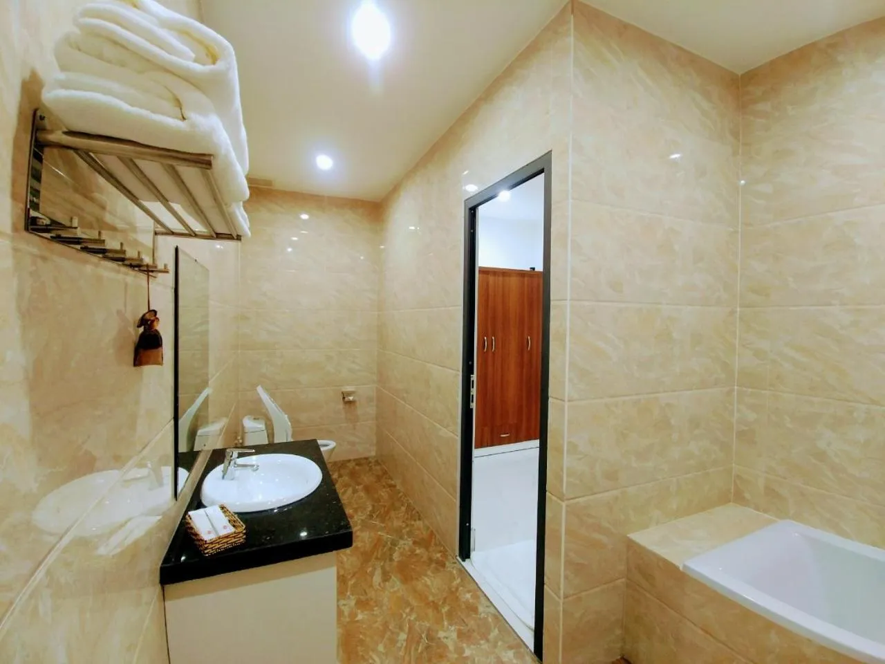 Bathroom in Nhat Quang Hotel