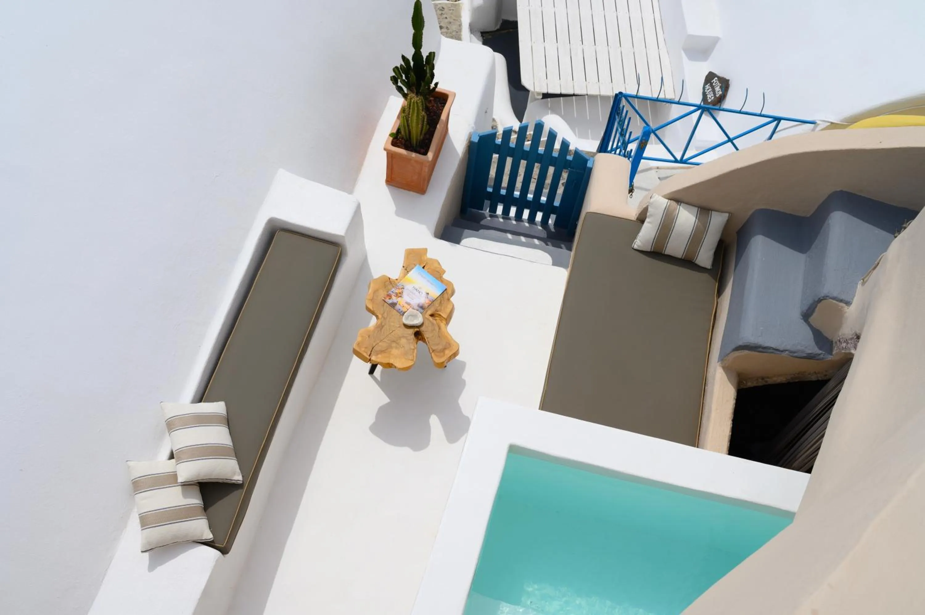 Hot Tub in Nano Oia Villas