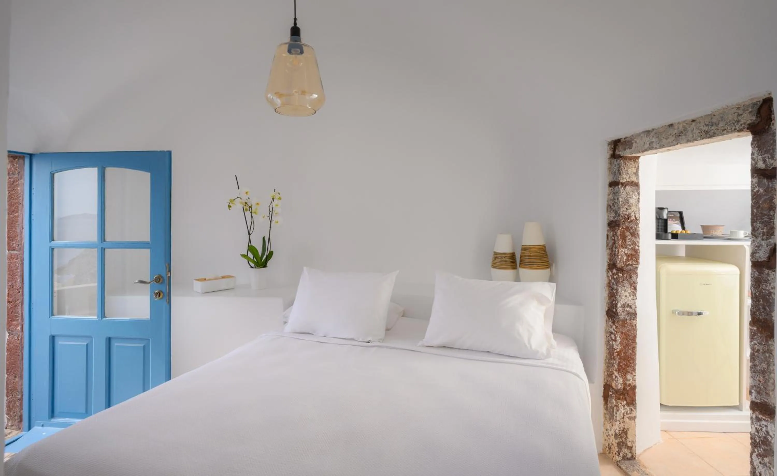 Bedroom, Bed in Nano Oia Villas