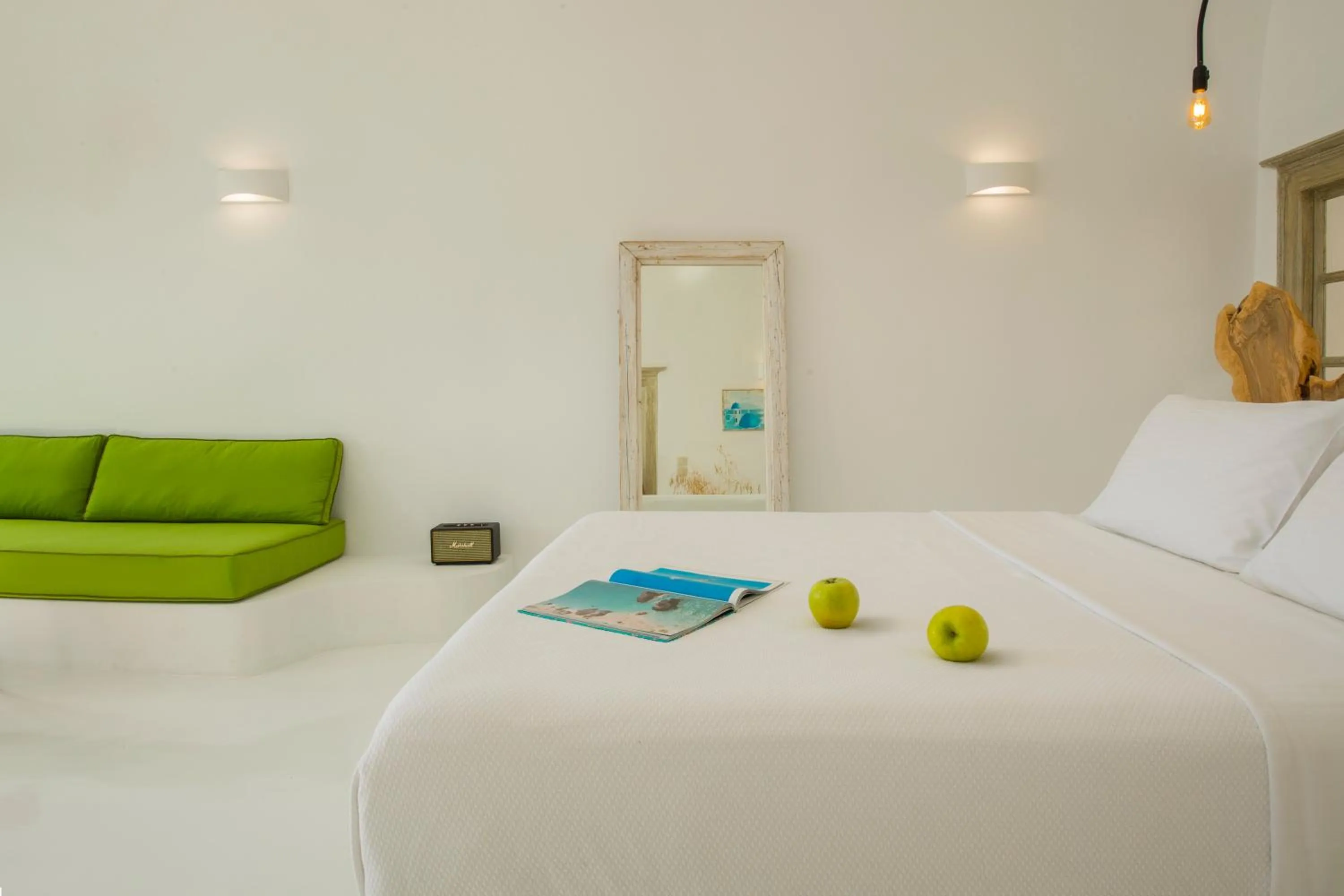 Bedroom, Bed in Nano Oia Villas