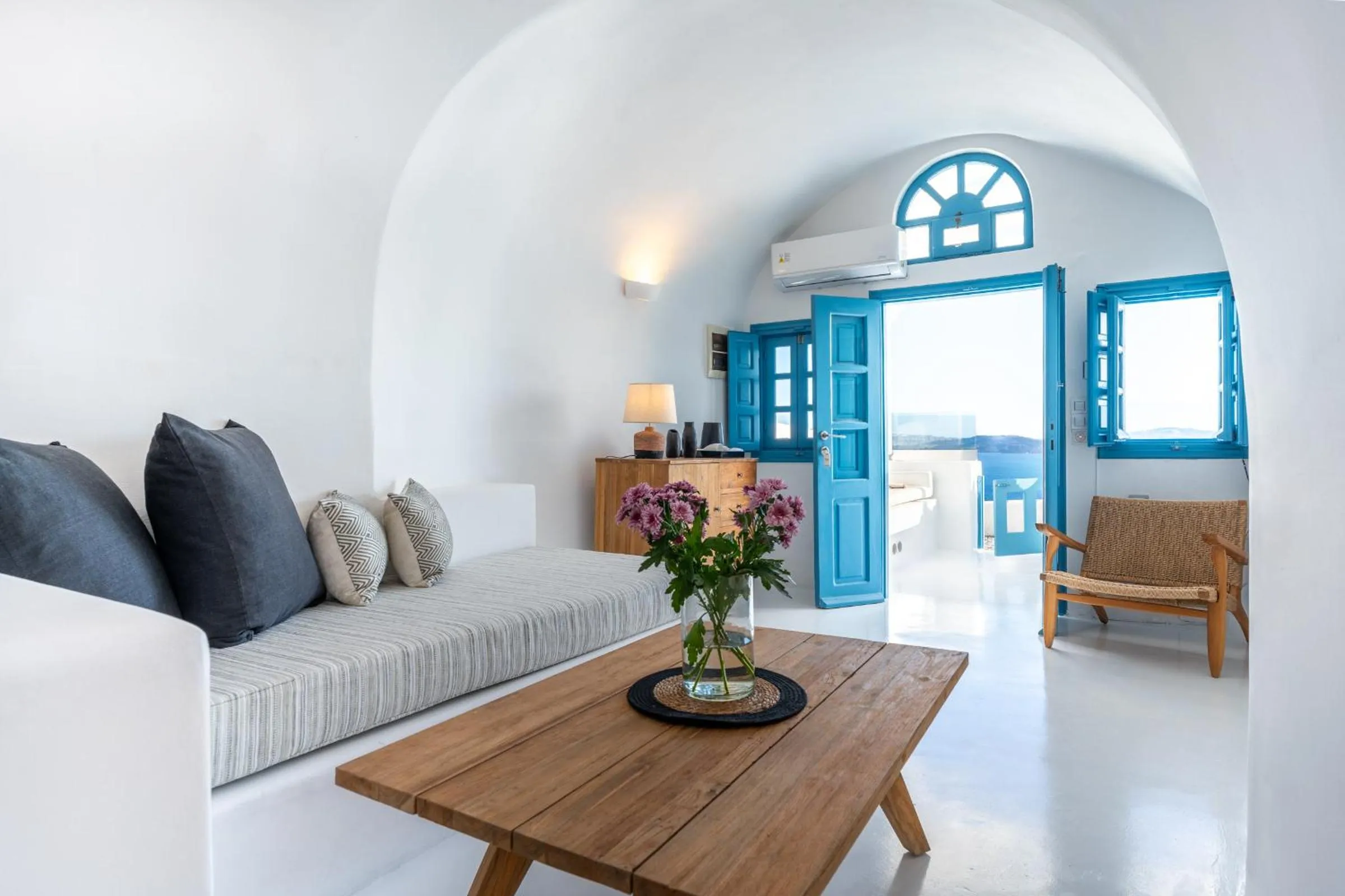 Living room in Nano Oia Villas