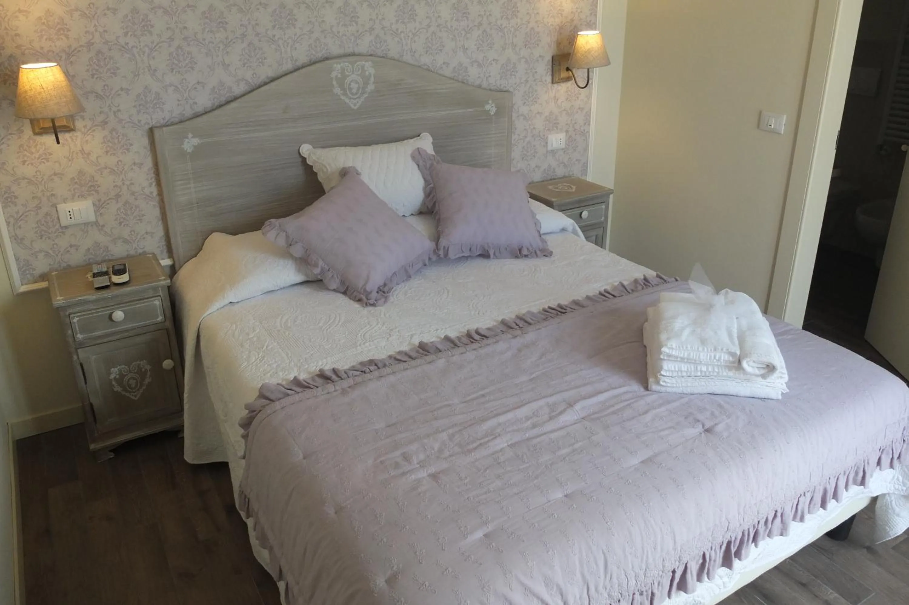 Bed in Romantic Home