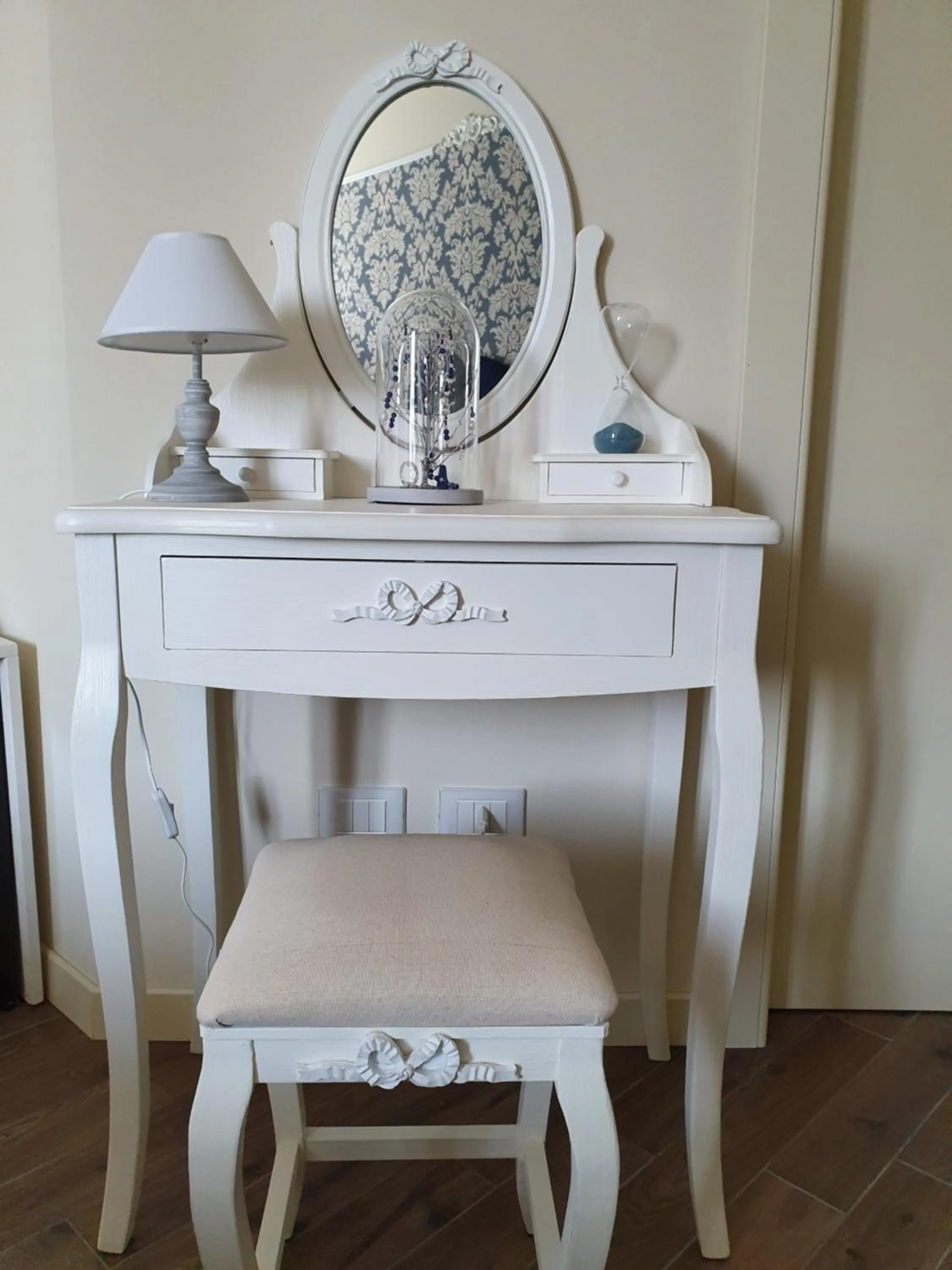 Decorative detail in Romantic Home