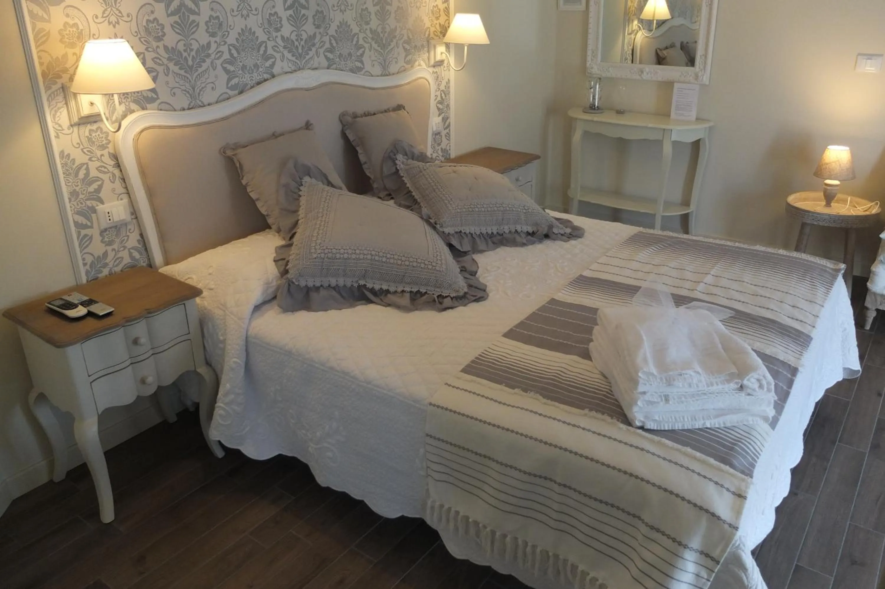 Bed in Romantic Home