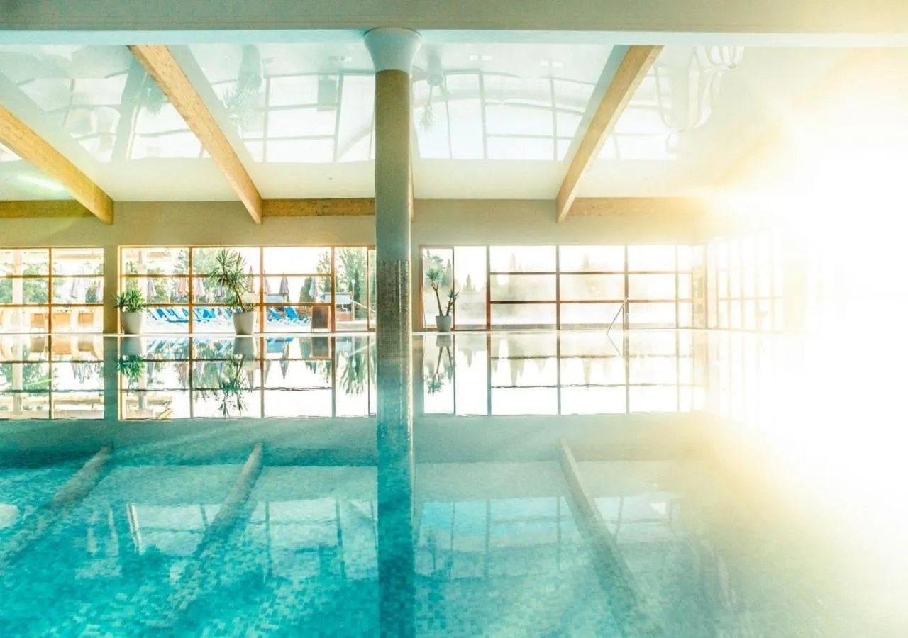 Swimming pool in Wellness & Spa Hotel Kaskady