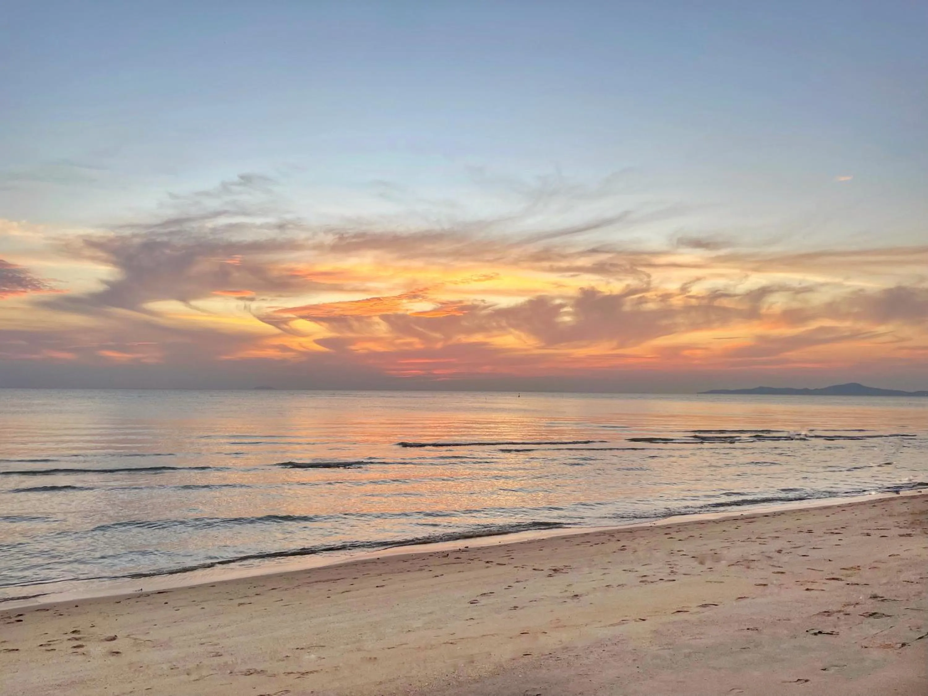 Sea view in Golden Jomtien Beach Hotel