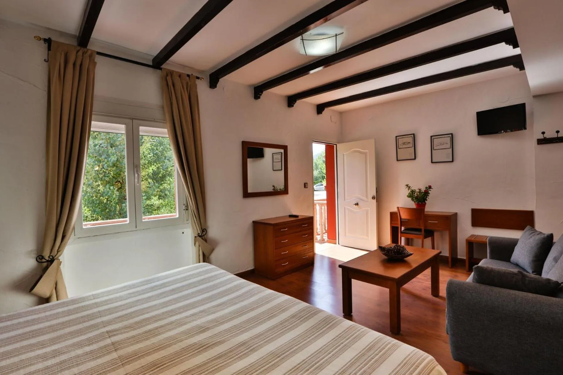 Photo of the whole room, Bed in Hotel Rural Noguera de la Sierpe