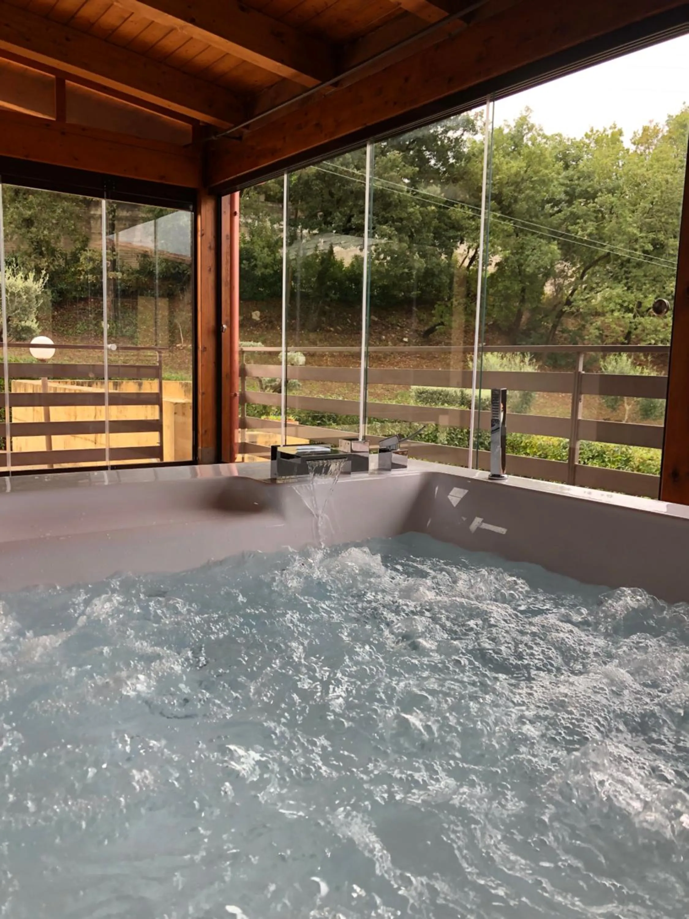 Hot Tub in B&B Artemide