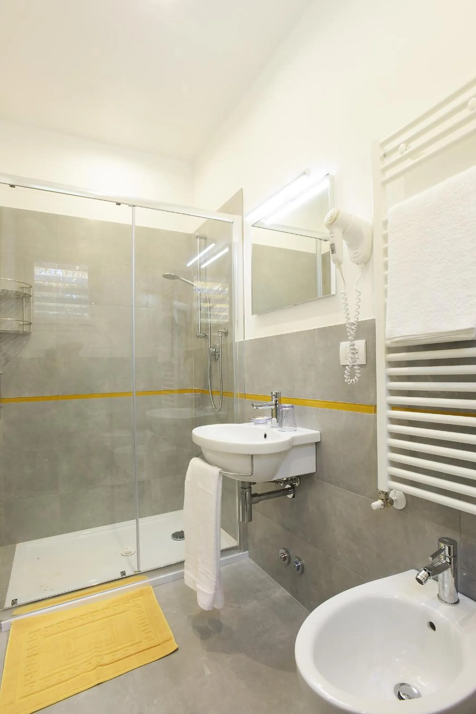 Bathroom in Rose Canine B&B