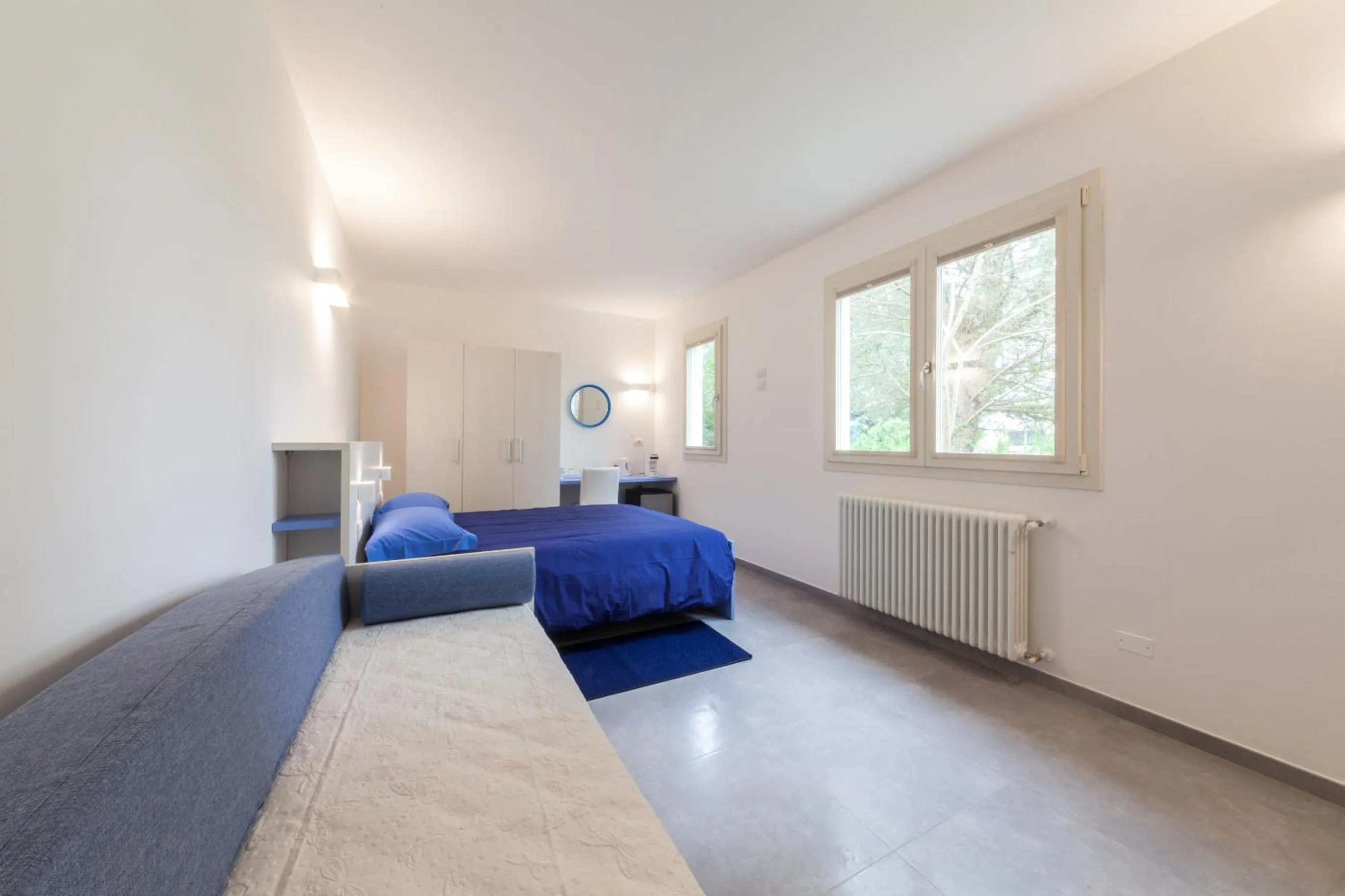 Photo of the whole room in Rose Canine B&B