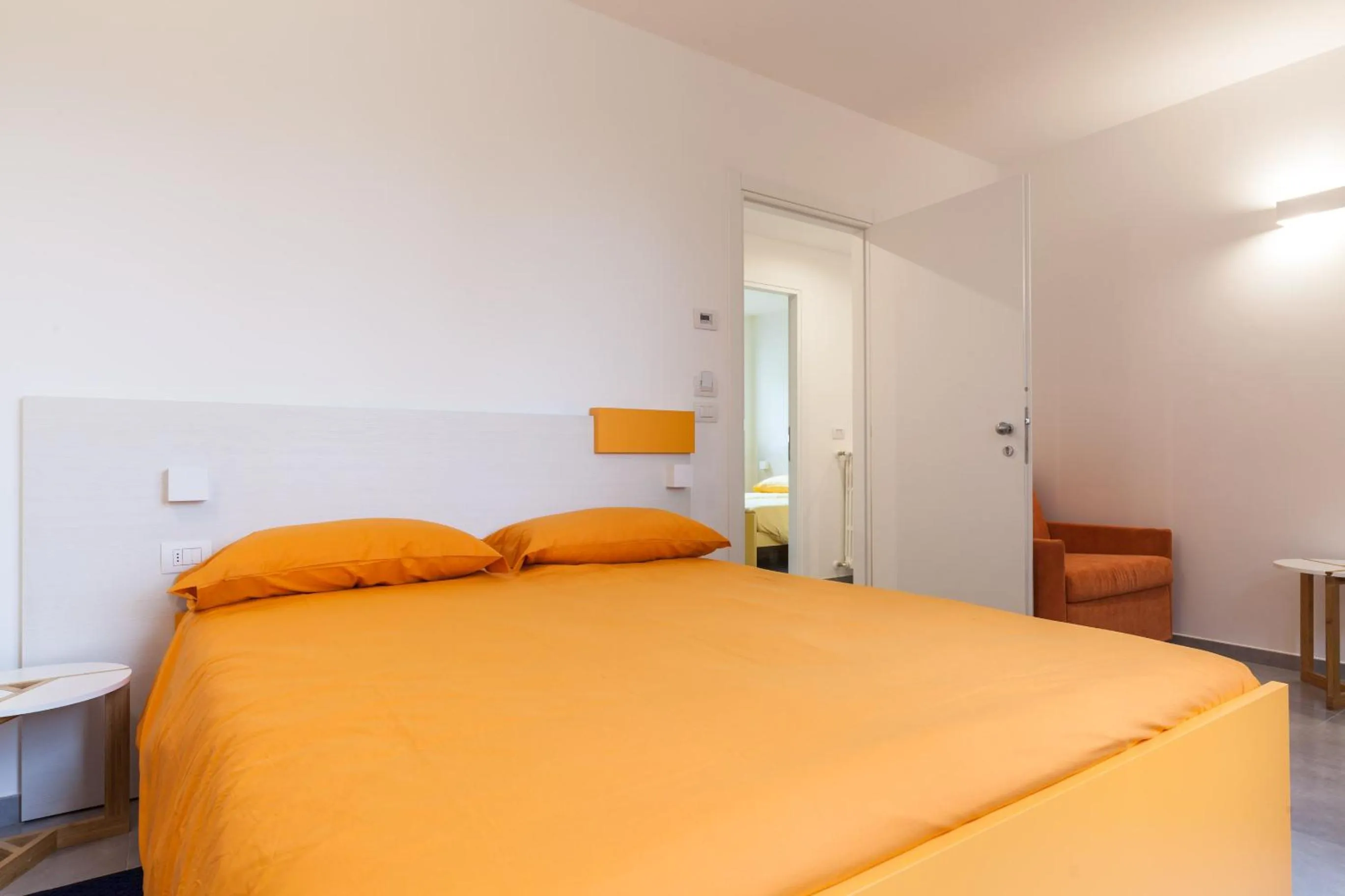 Photo of the whole room in Rose Canine B&B