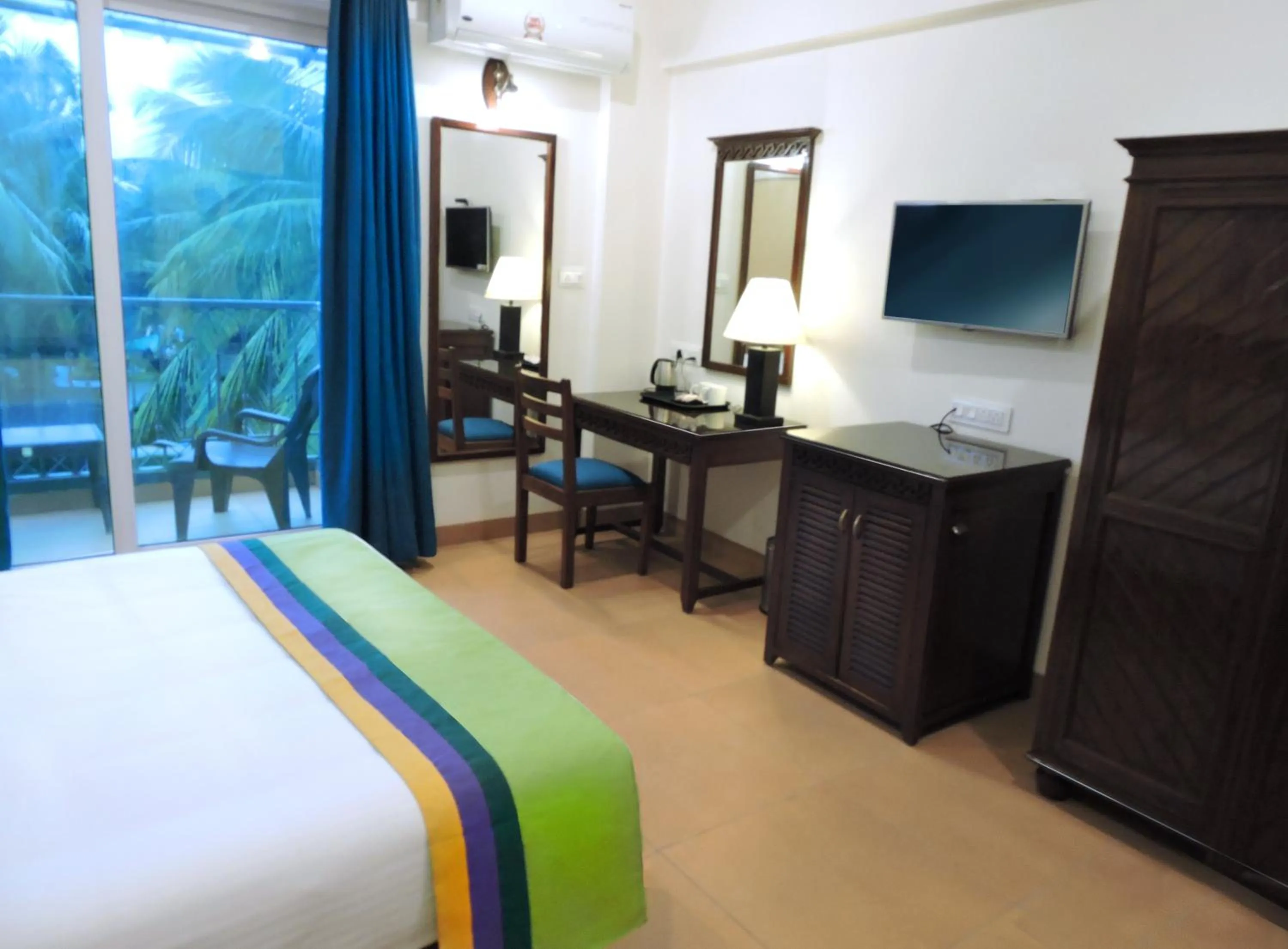Bedroom, Bed in Treebo Premium Dona Eliza, 700 Meters From Calangute Beach