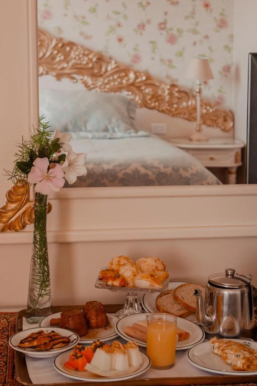 Continental breakfast in Hotel Bertaso