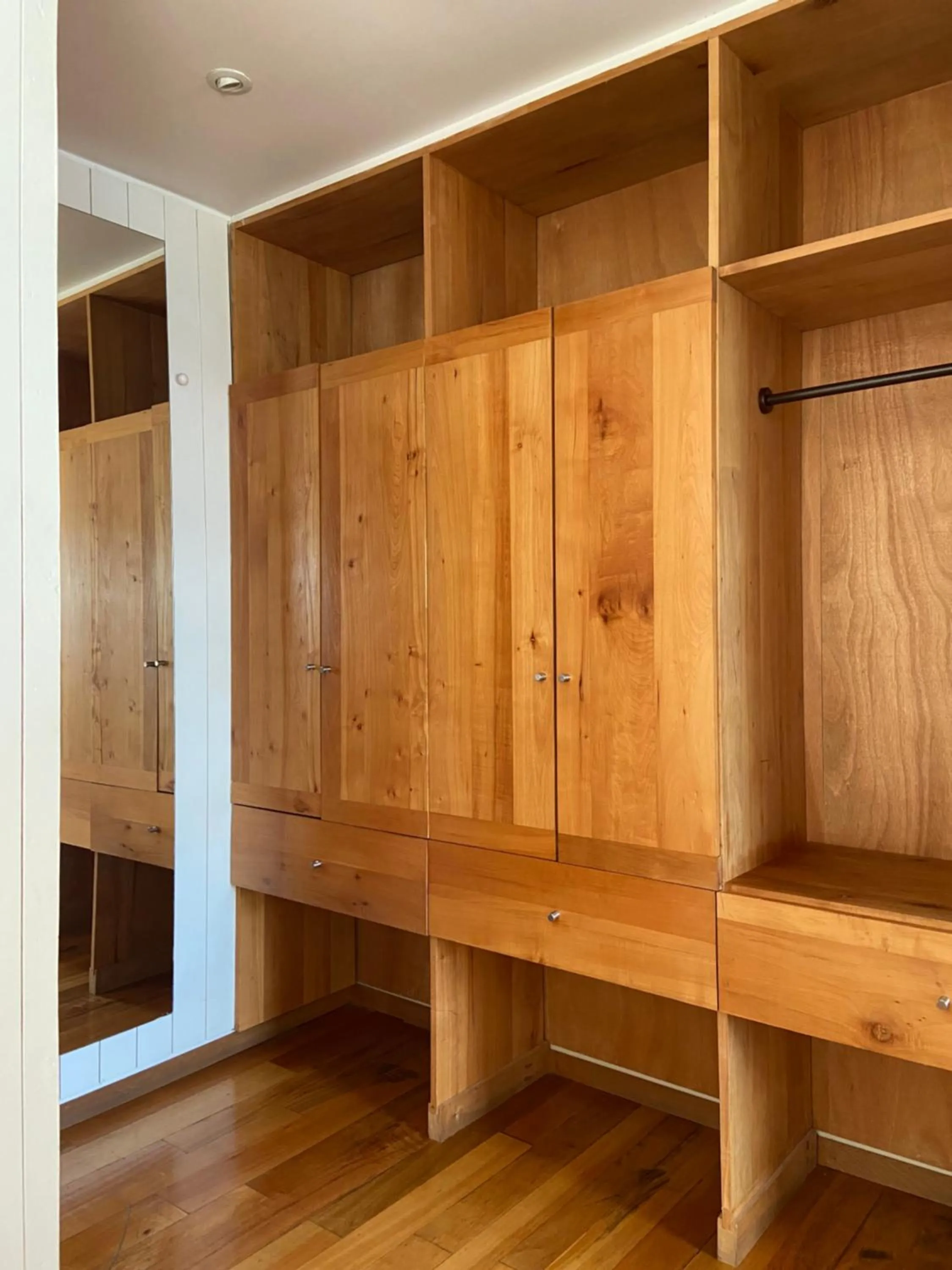 wardrobe in Hotel Casa Panguipulli