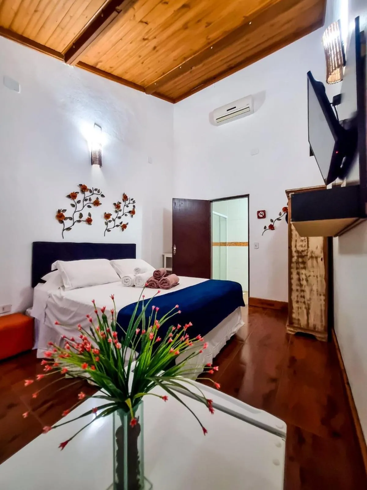 Double Room with Mountain View in Pousada Villa dos Quilombolas