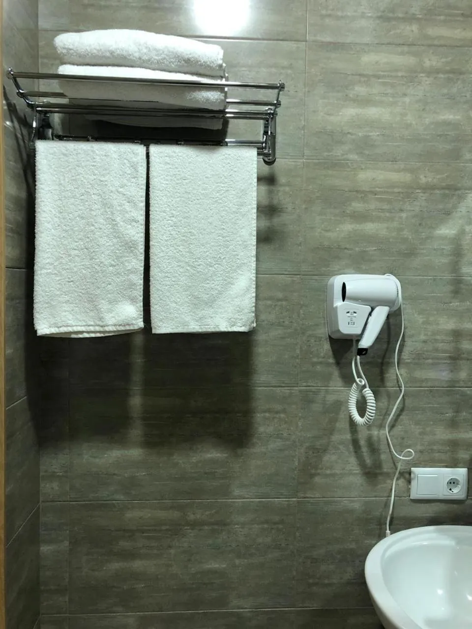 Shower in Hotel Royal Georgia