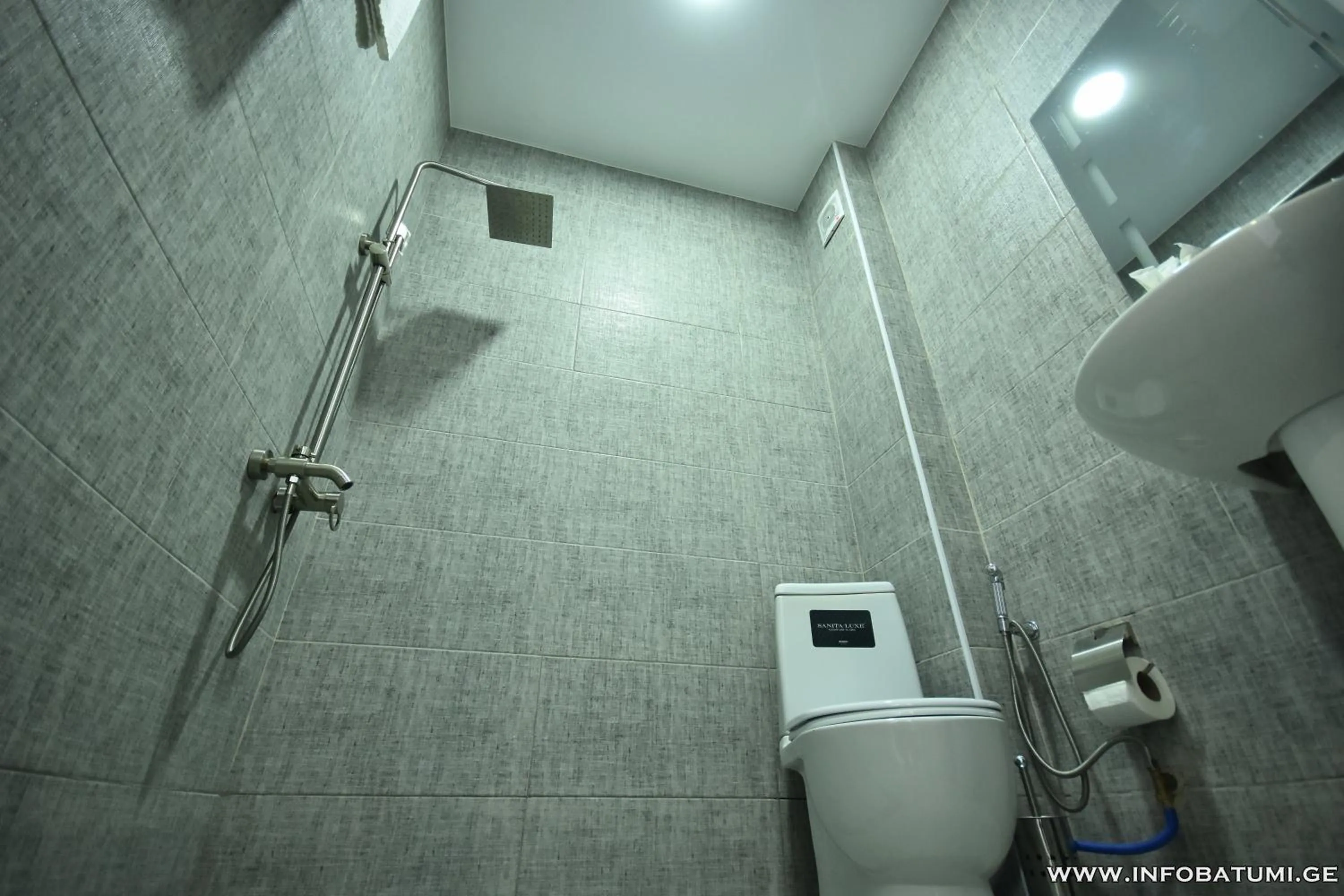 Bathroom in Hotel Royal Georgia