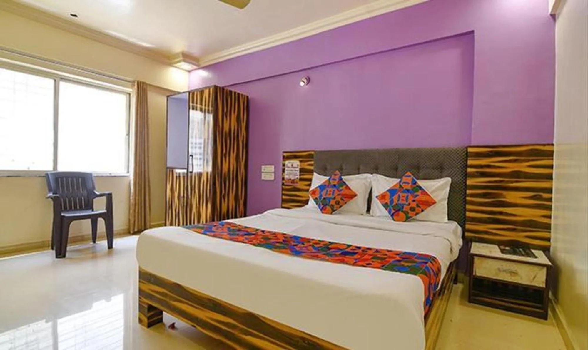 Bed in Via Kohinoor Residency