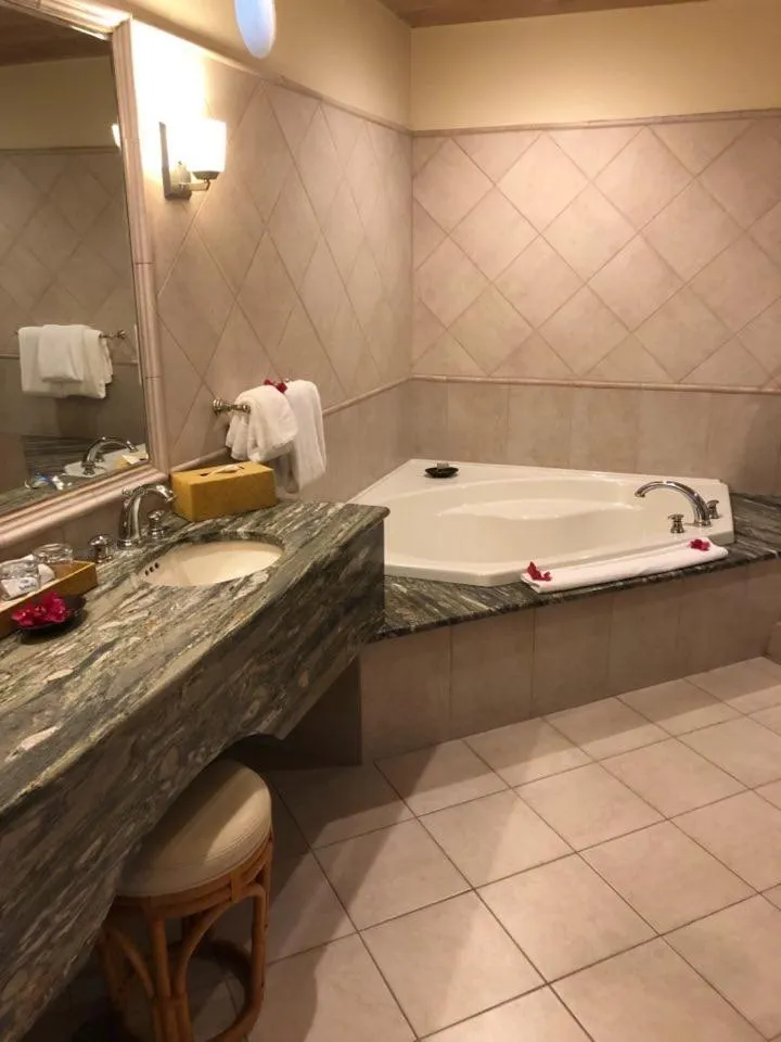 Junior Suite in Curtain Bluff - All Inclusive