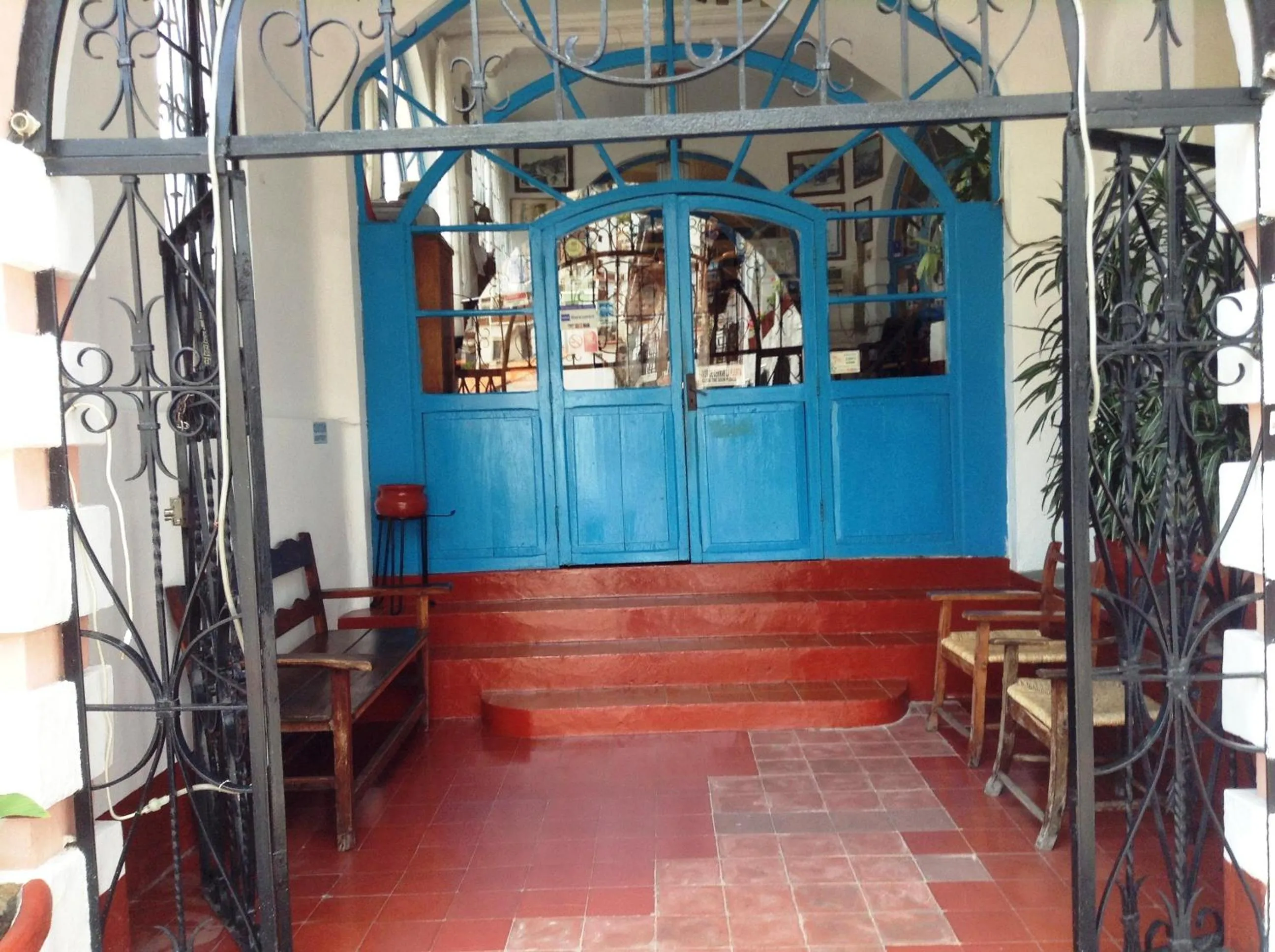 Facade/entrance in Hotel Santa Prisca