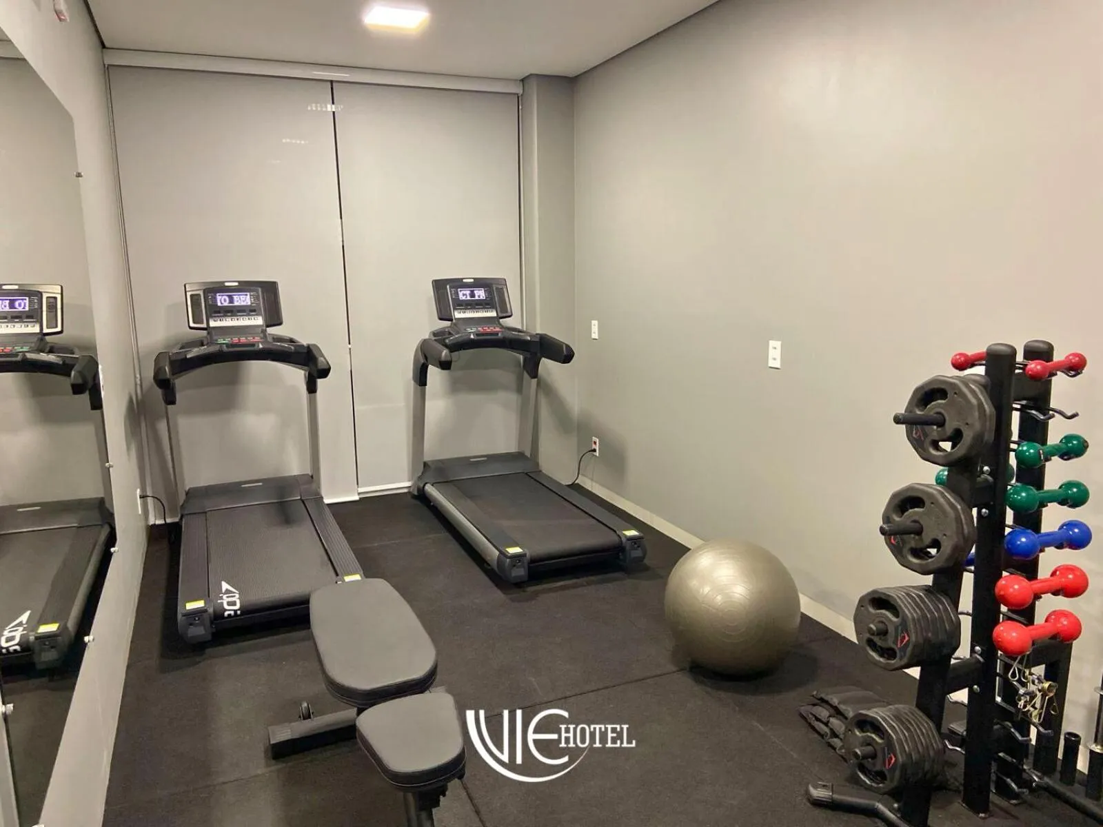 Fitness centre/facilities in VIE HOTEL