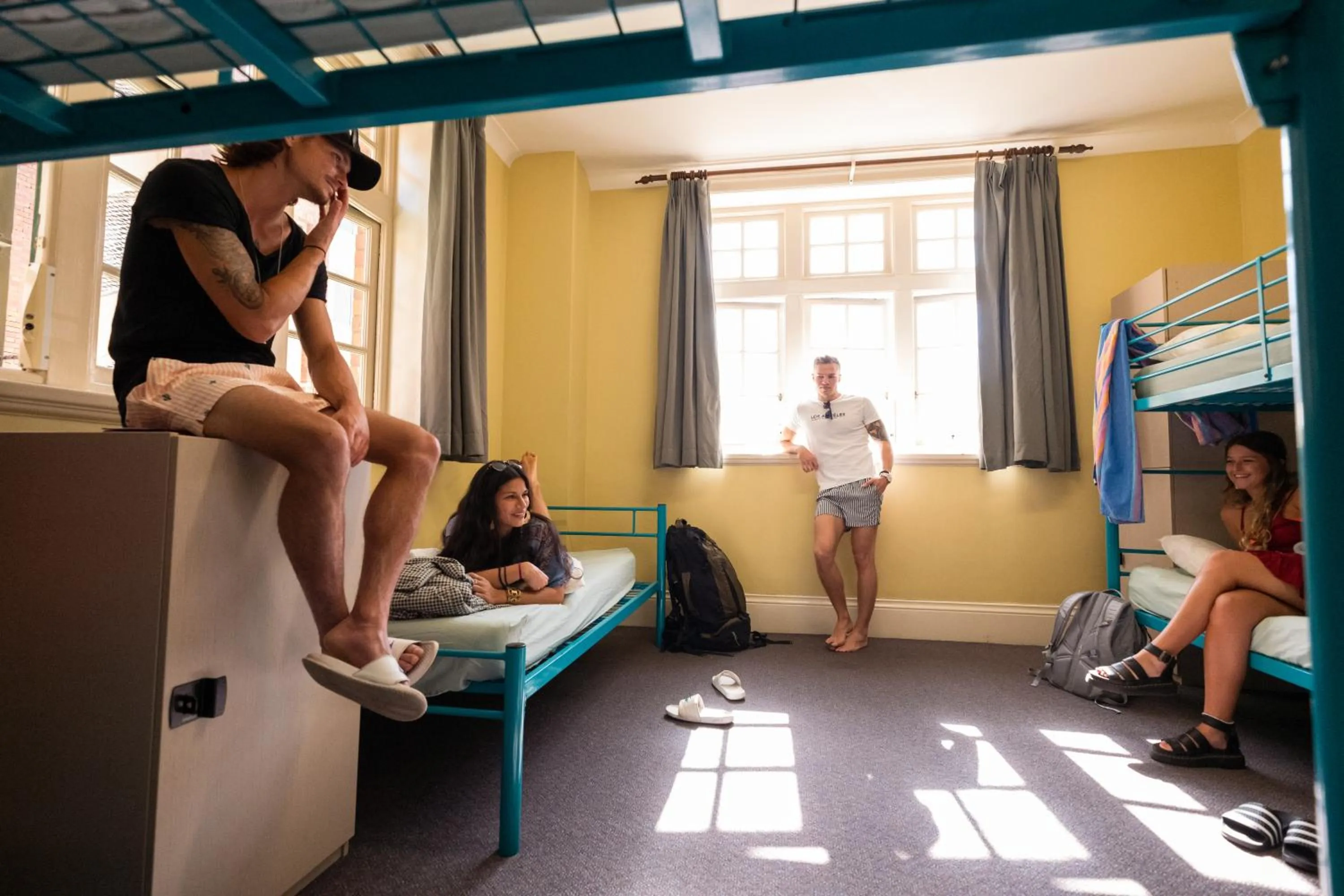 Bed in YHA Newcastle Beach