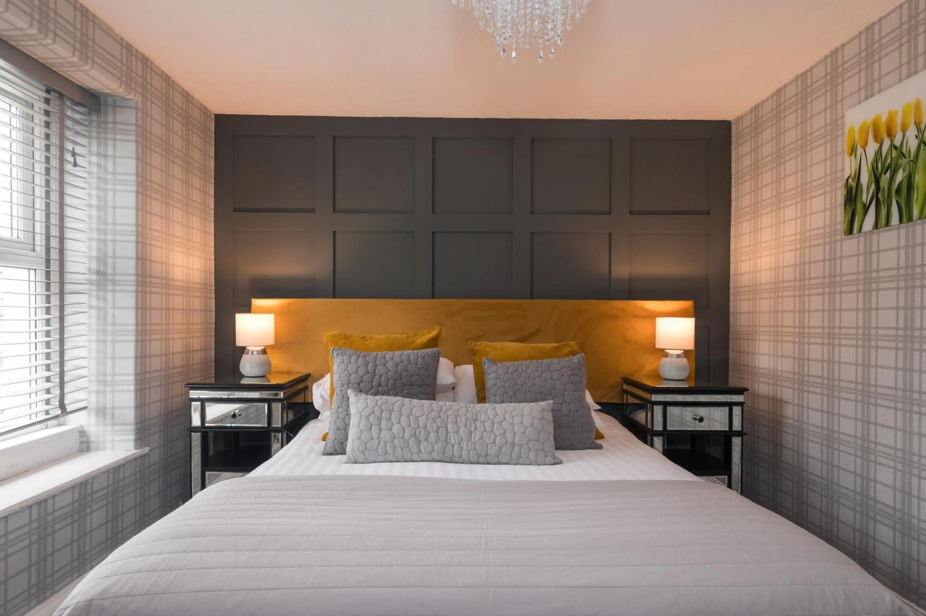 Bed in Crown and Cushion Appleby