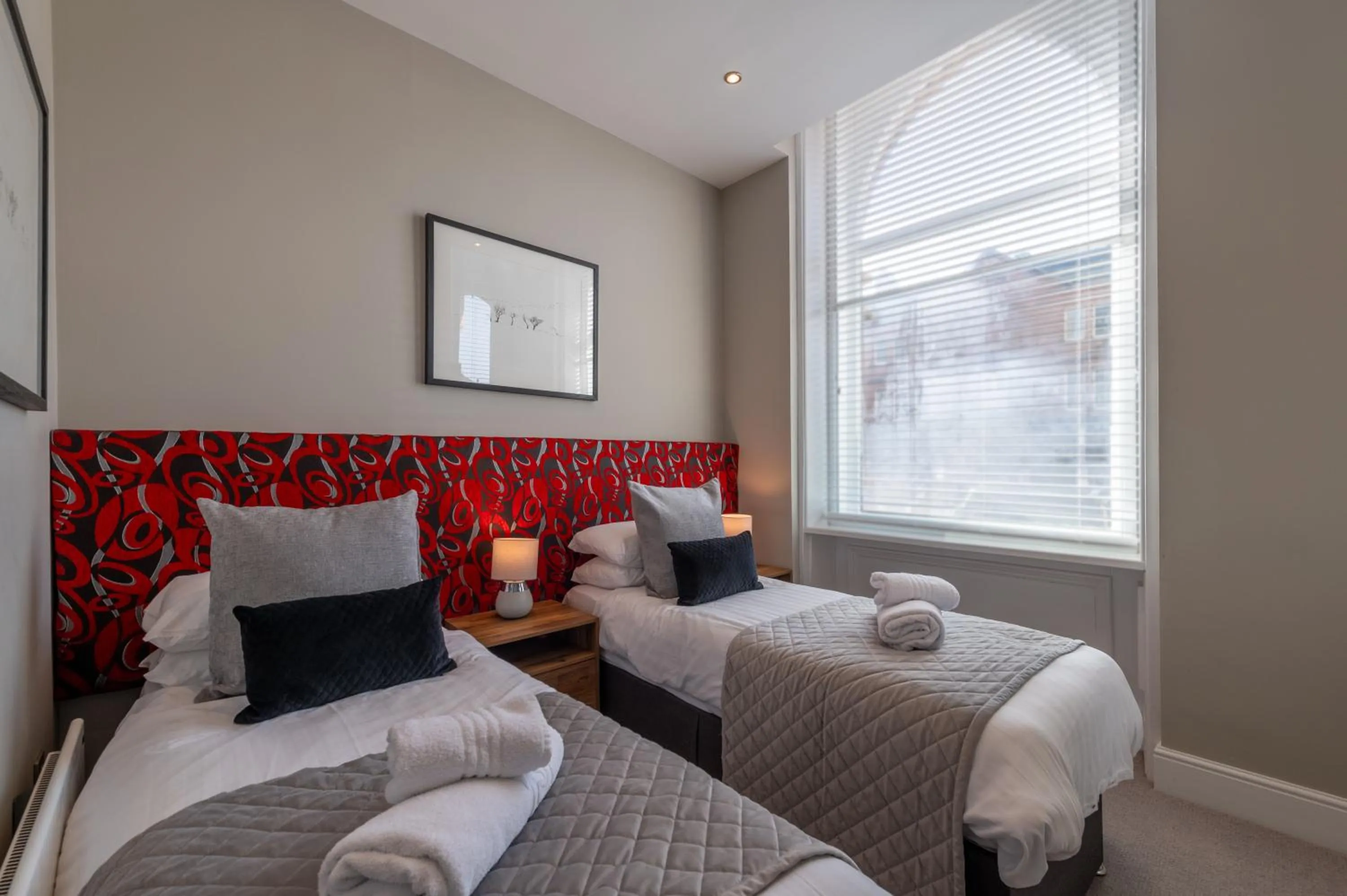 Bed in Crown and Cushion Appleby