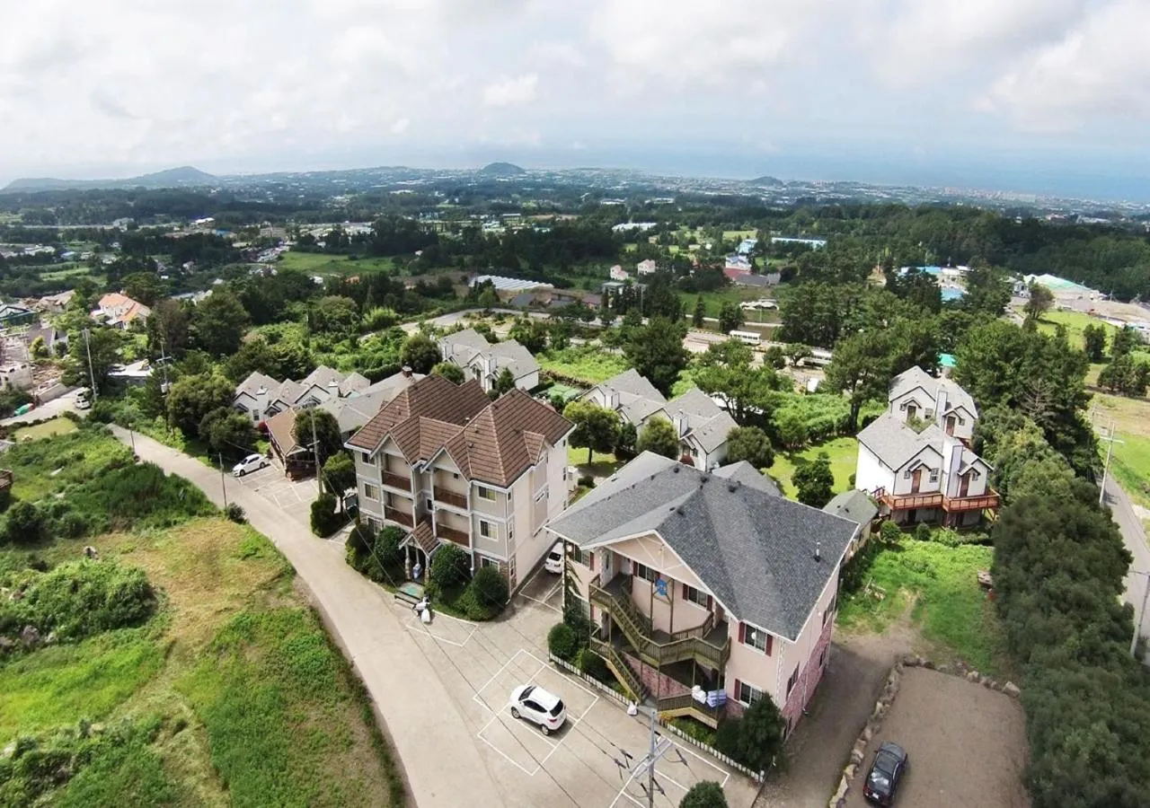 Bird's-eye View in Uts Golf Village