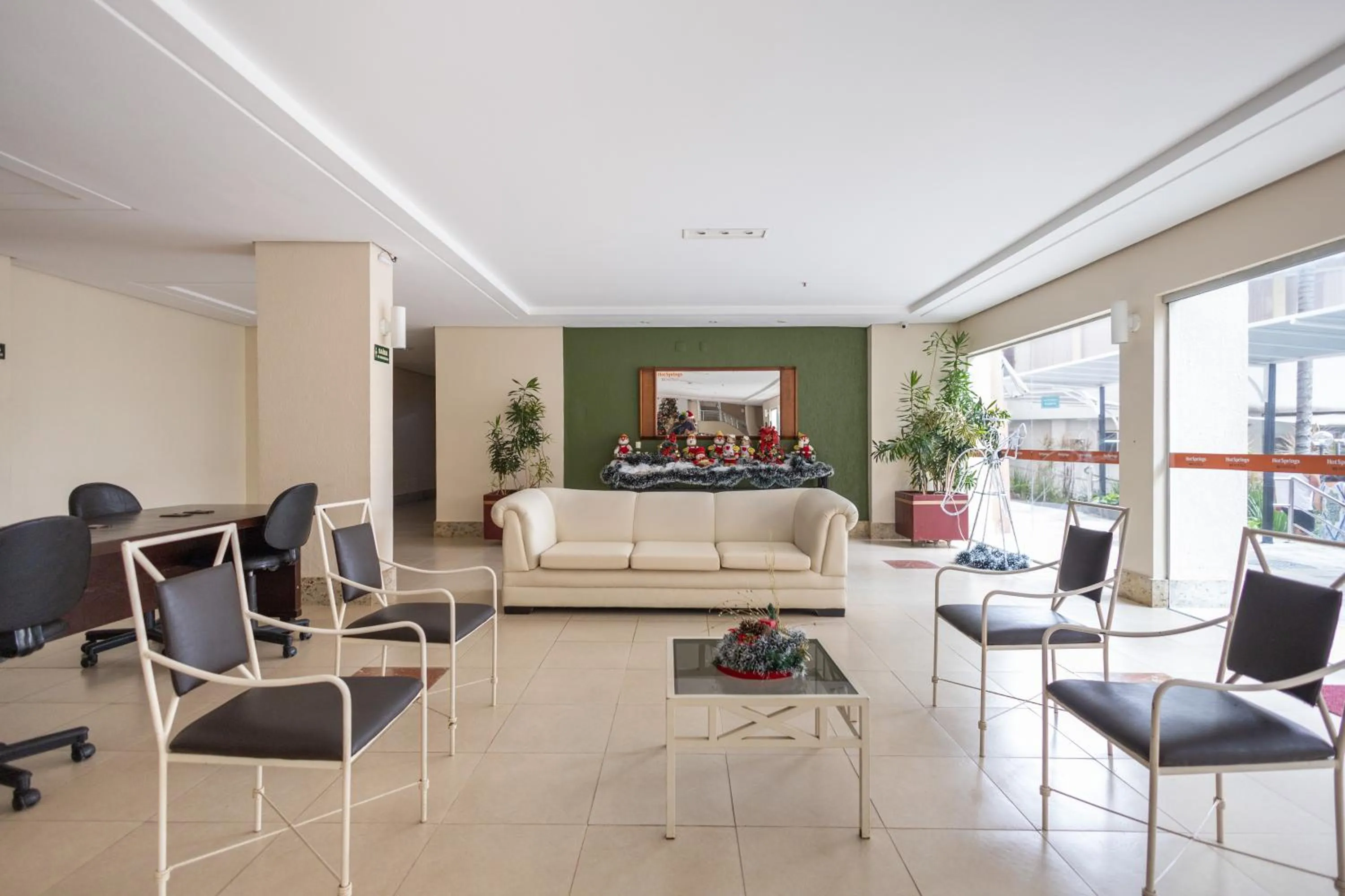 HOT SPRINGS HOTEL - BVTUR