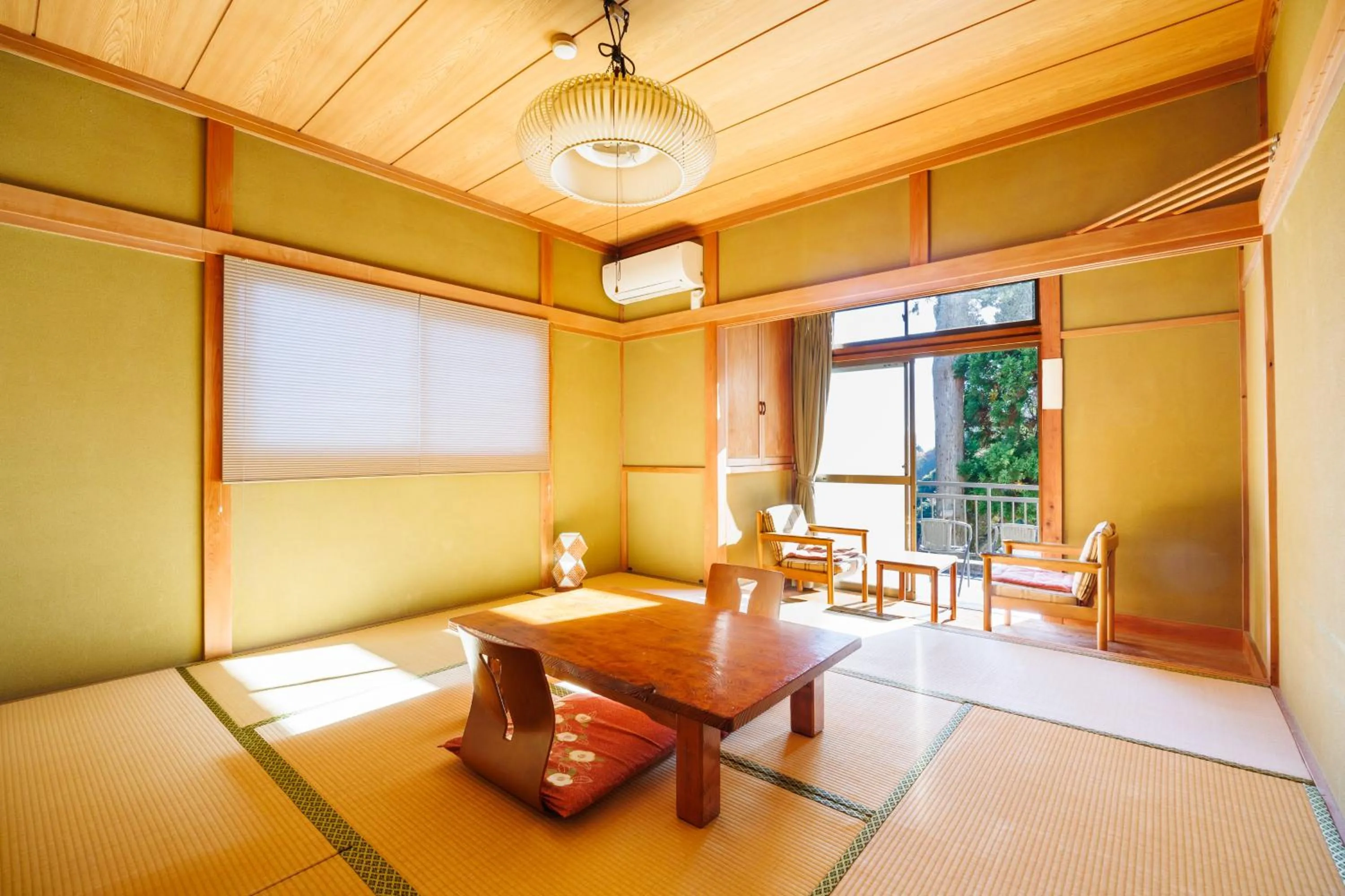 Photo of the whole room in Shukubo Komadori-Sanso