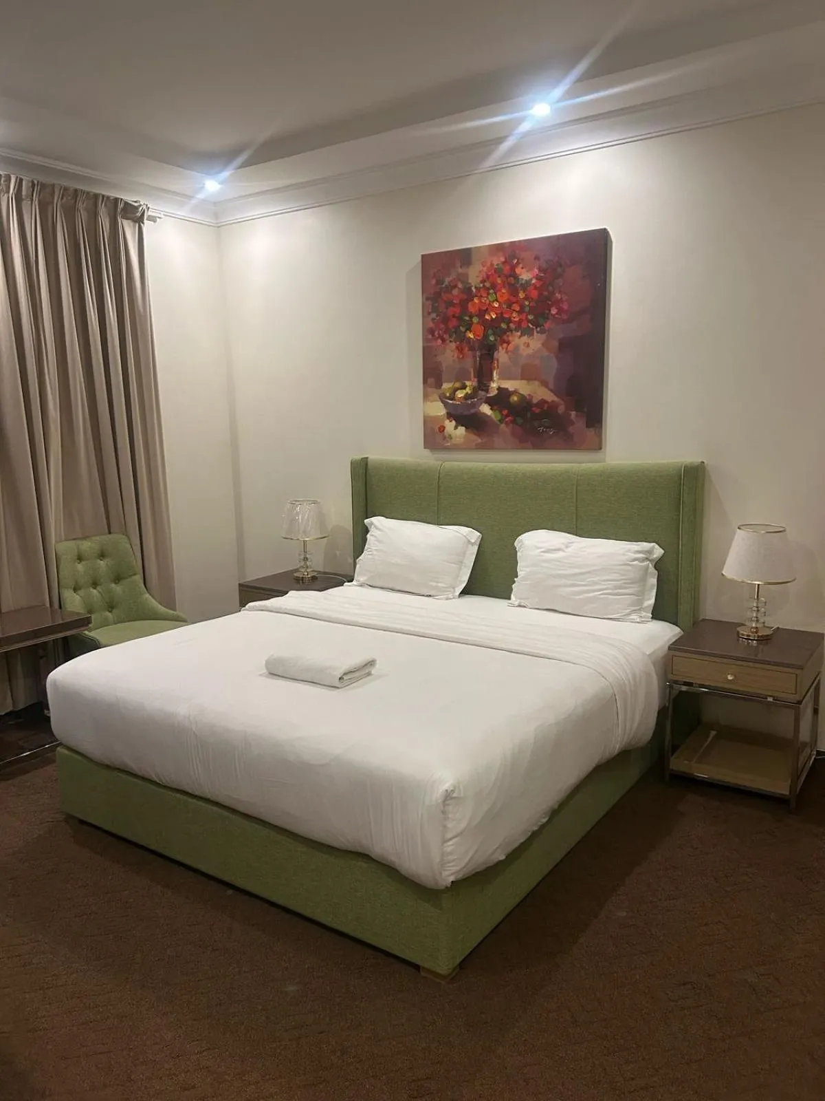 Bed in Aseel Hotel Apartment