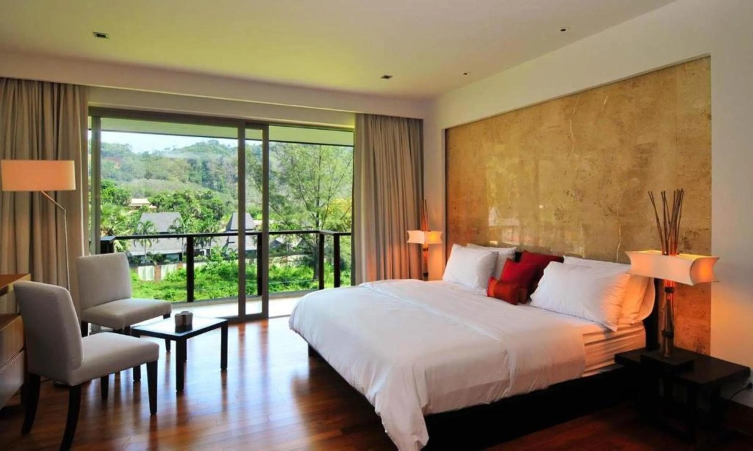 Bed in Pearl of Naithon