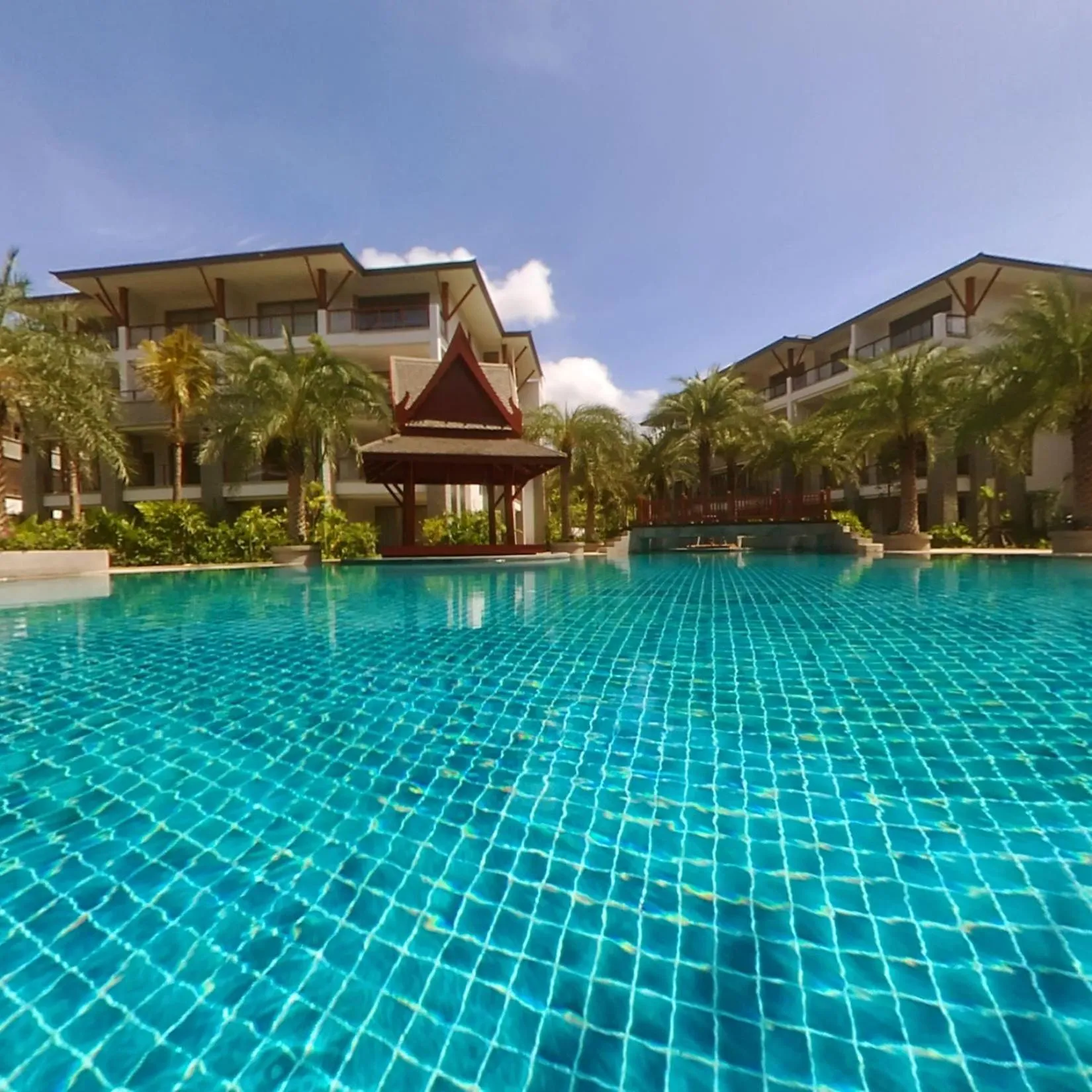 Property building in Pearl of Naithon