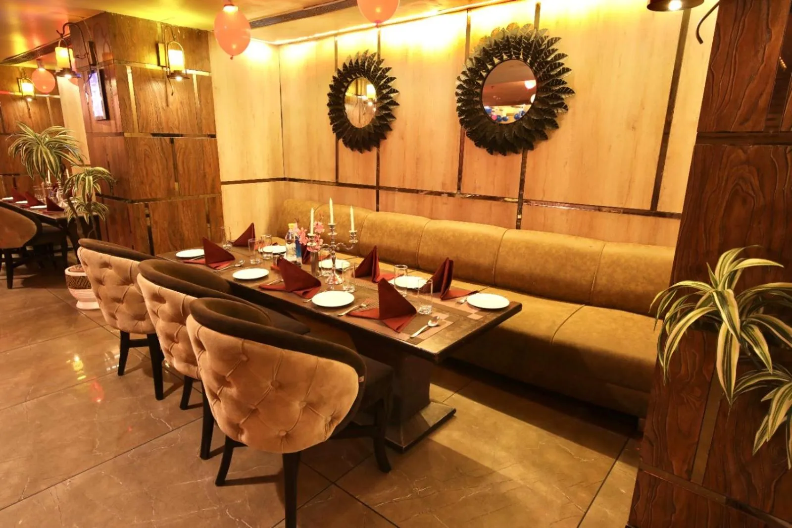 Restaurant/places to eat in Hotel Harmony Inn