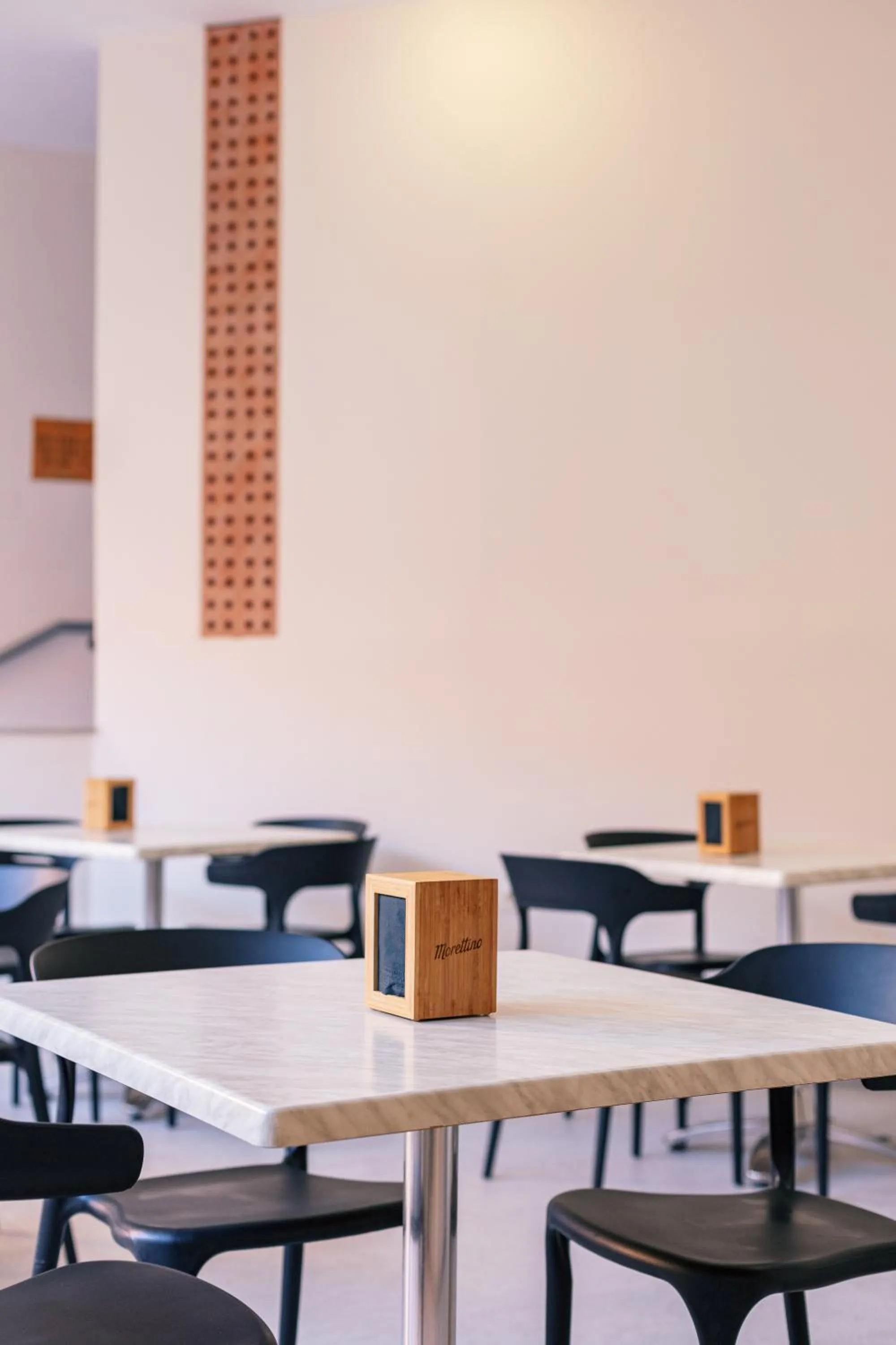 Restaurant/places to eat in Aristea Hotel