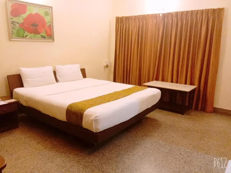 Bed in Hanu Reddy Residences Wallace Garden