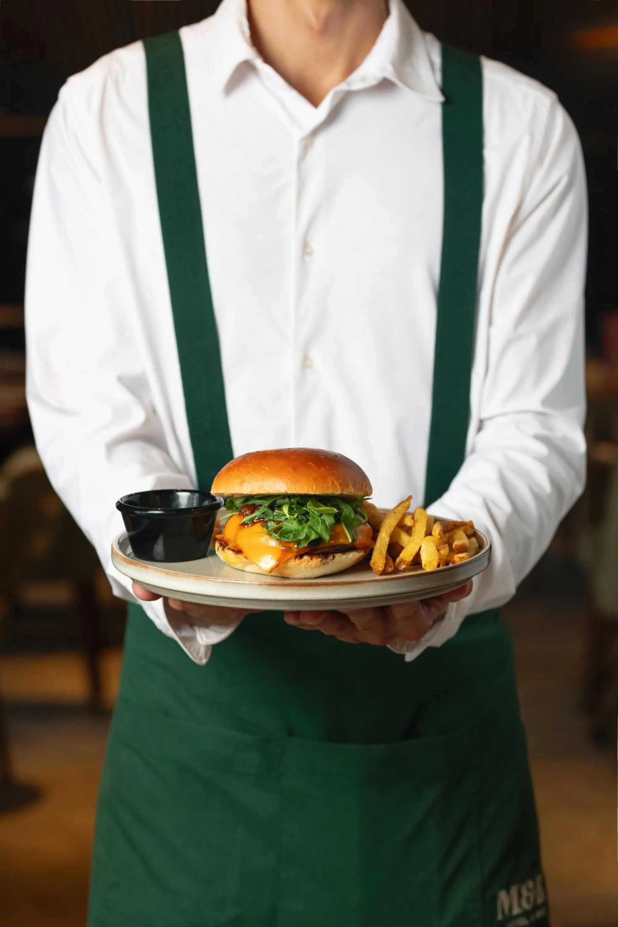 Restaurant/places to eat in Hotel Malcom and Barret