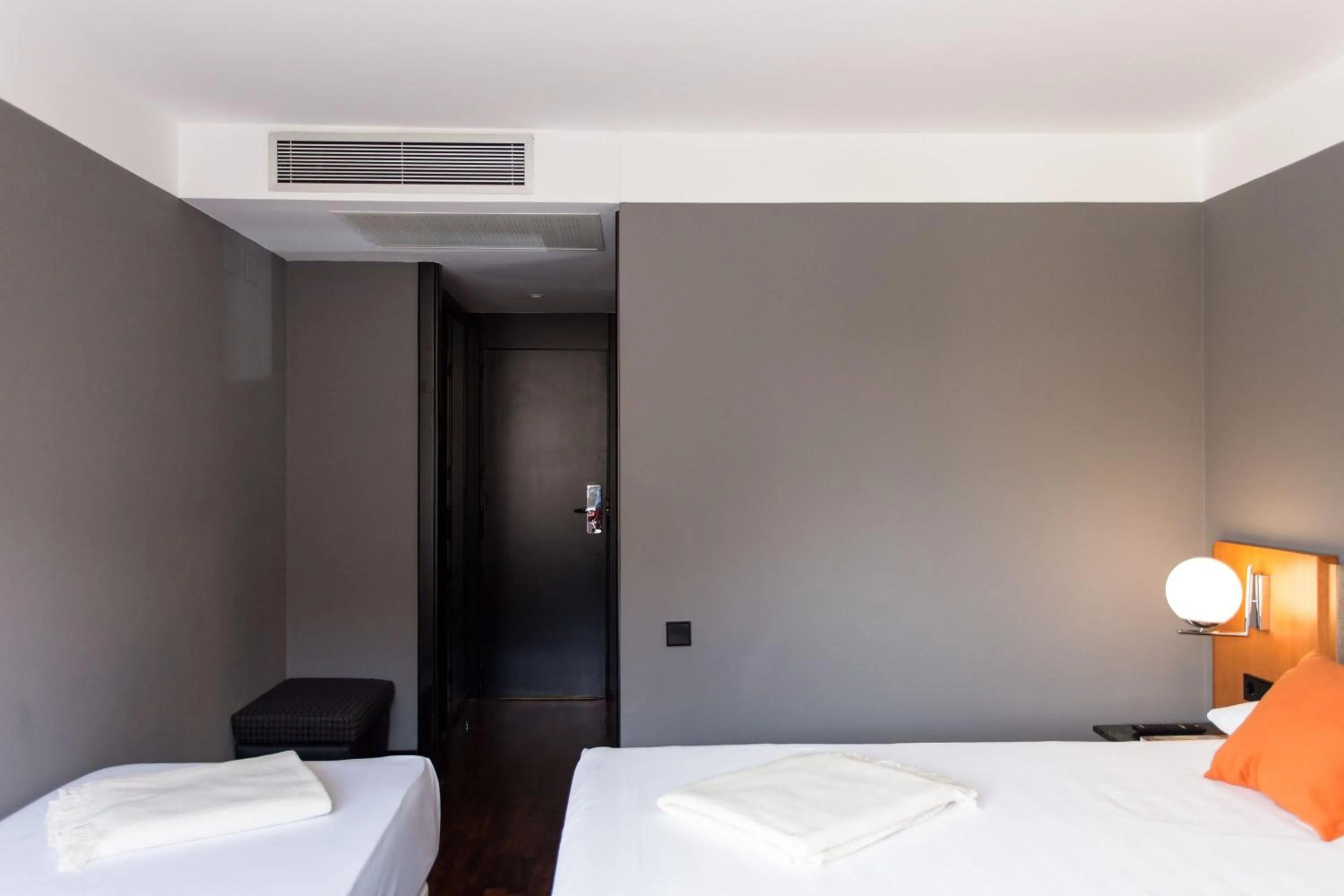 Bed in Hotel Malcom and Barret