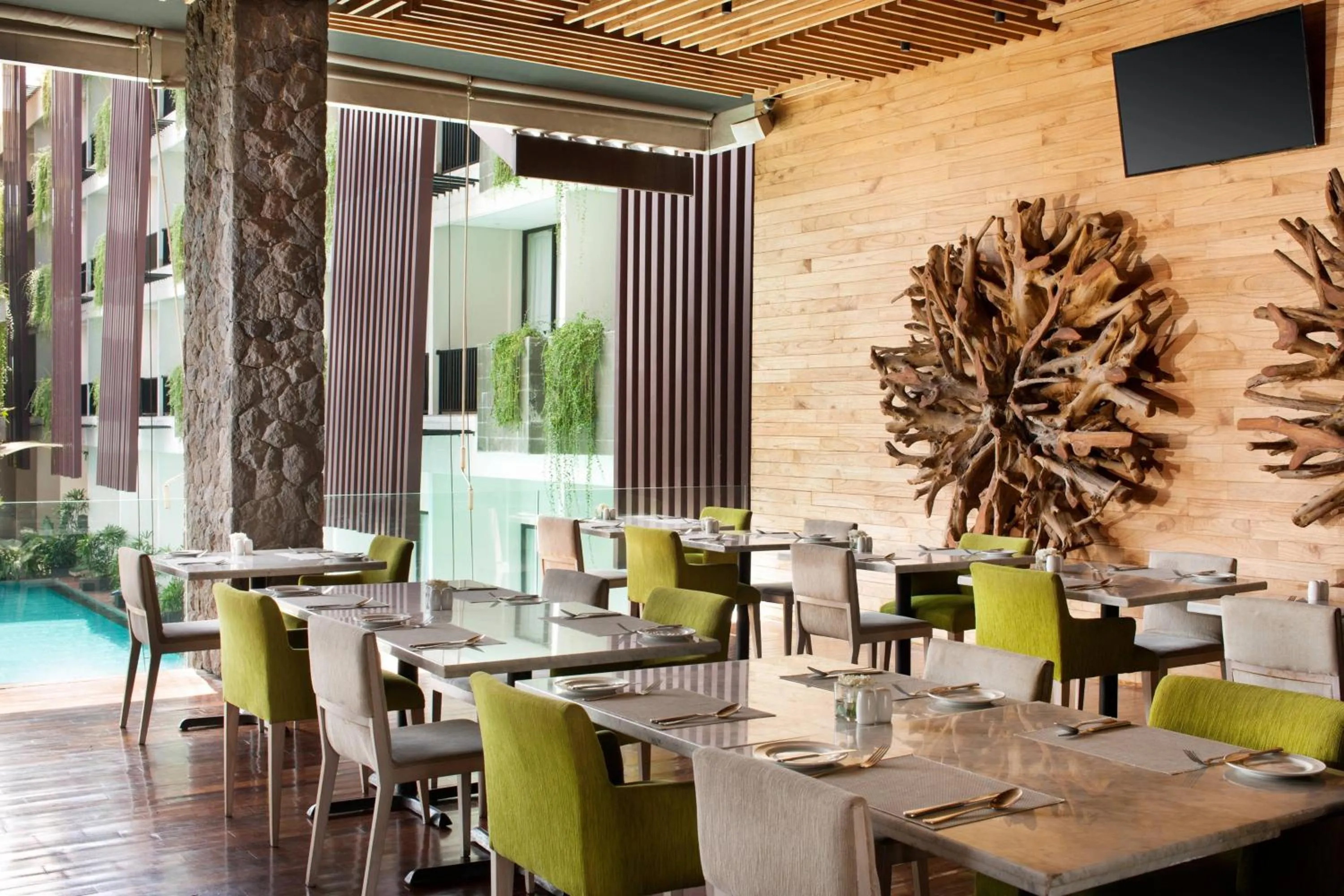 Swimming pool in Four Points by Sheraton Bali, Seminyak