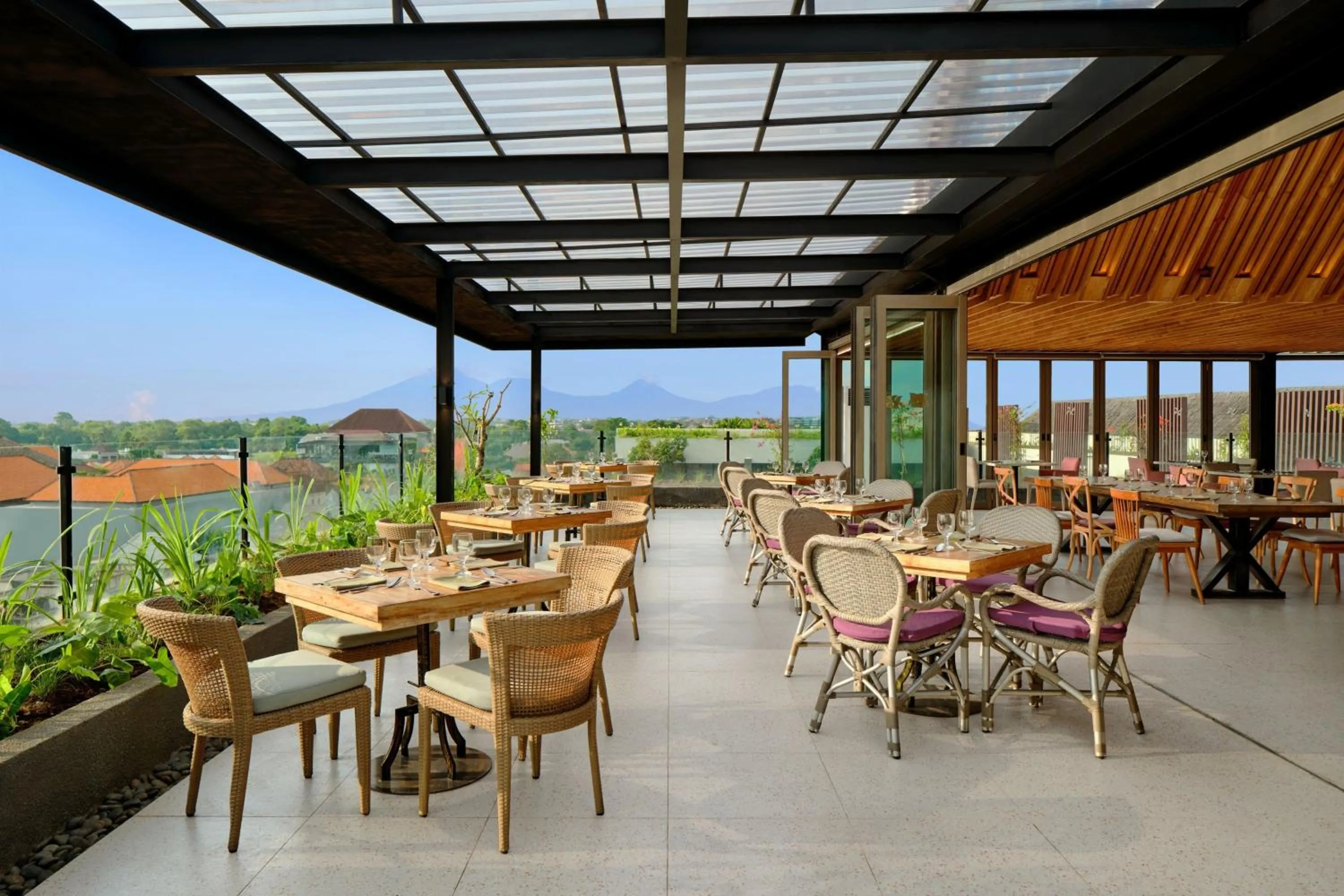 Restaurant/places to eat in Four Points by Sheraton Bali, Seminyak