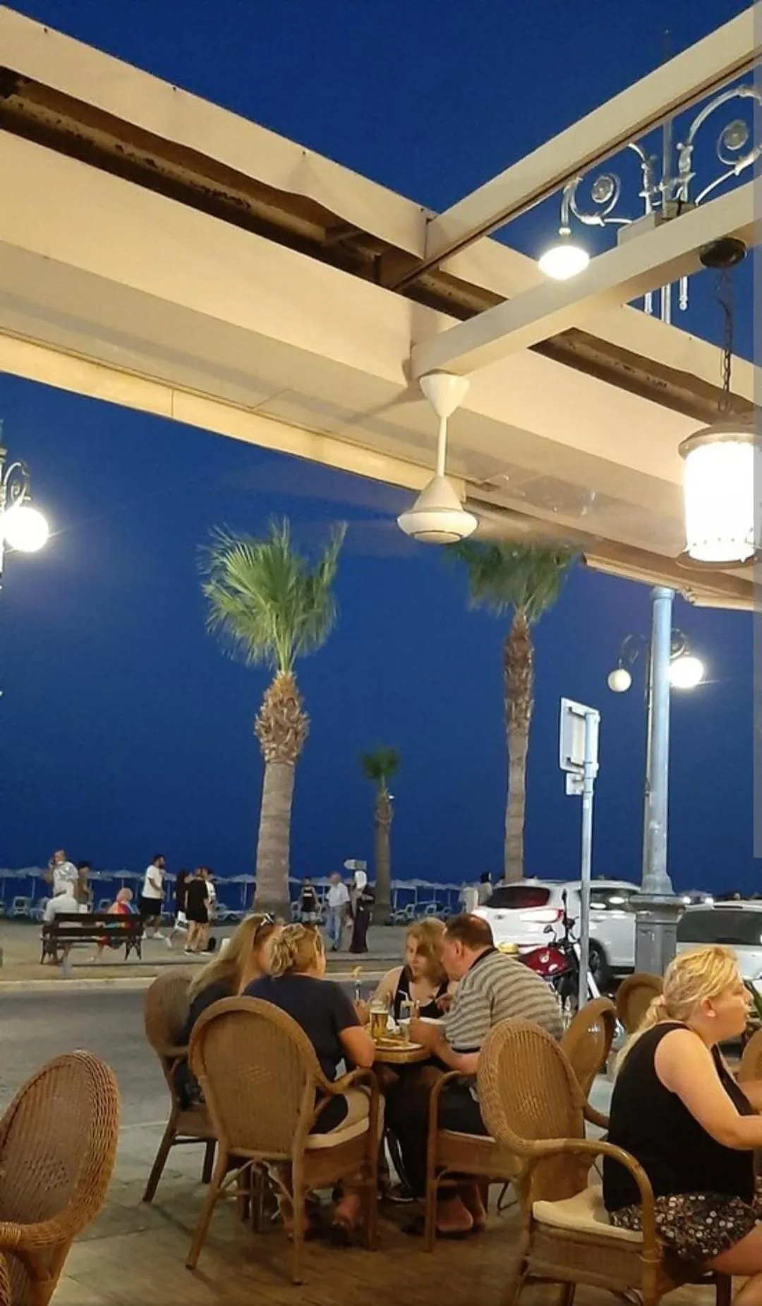 Restaurant/places to eat in Hai Hotel